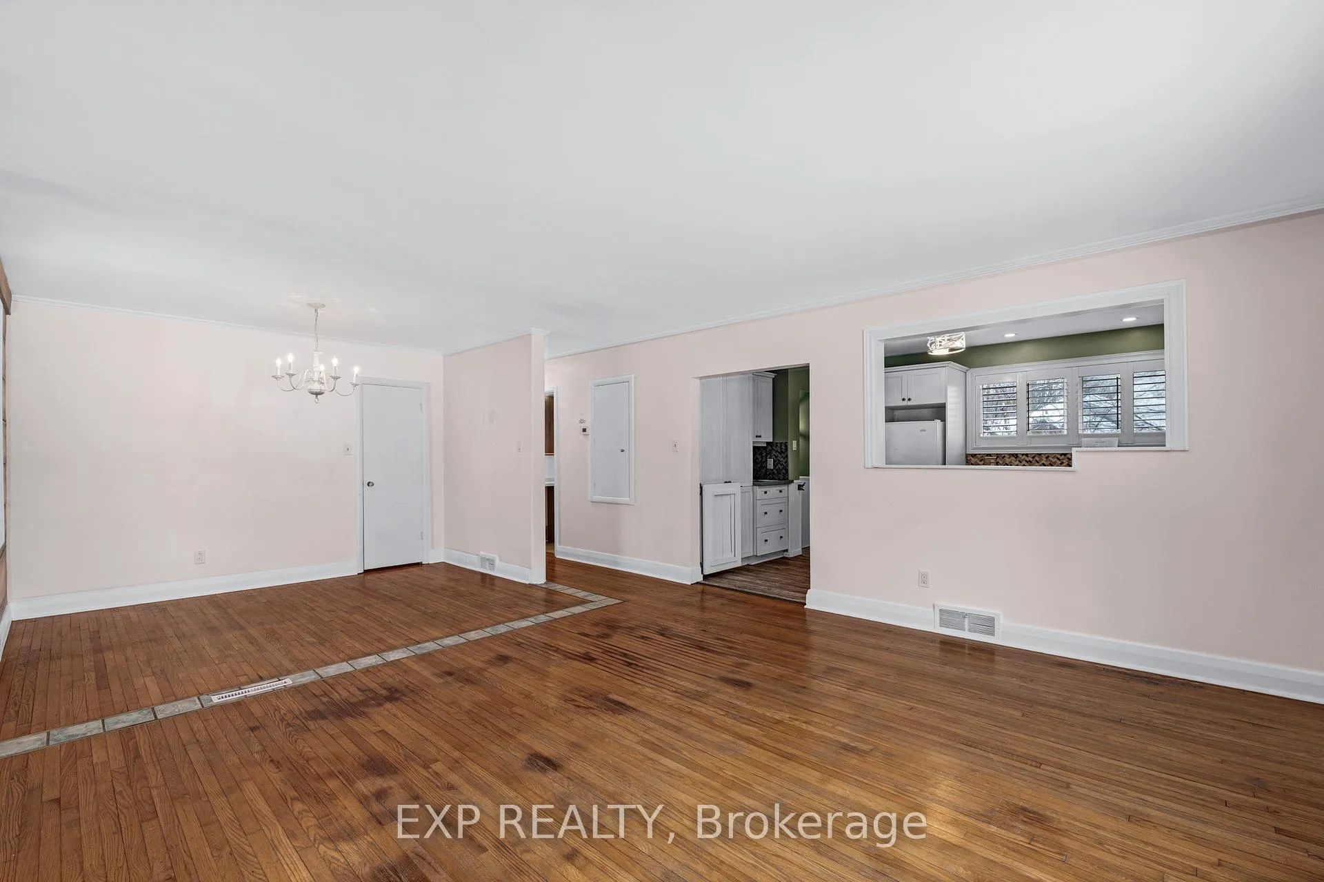 Photo 8 of 115 Duckworth Street, Barrie, Codrington — HOMEH