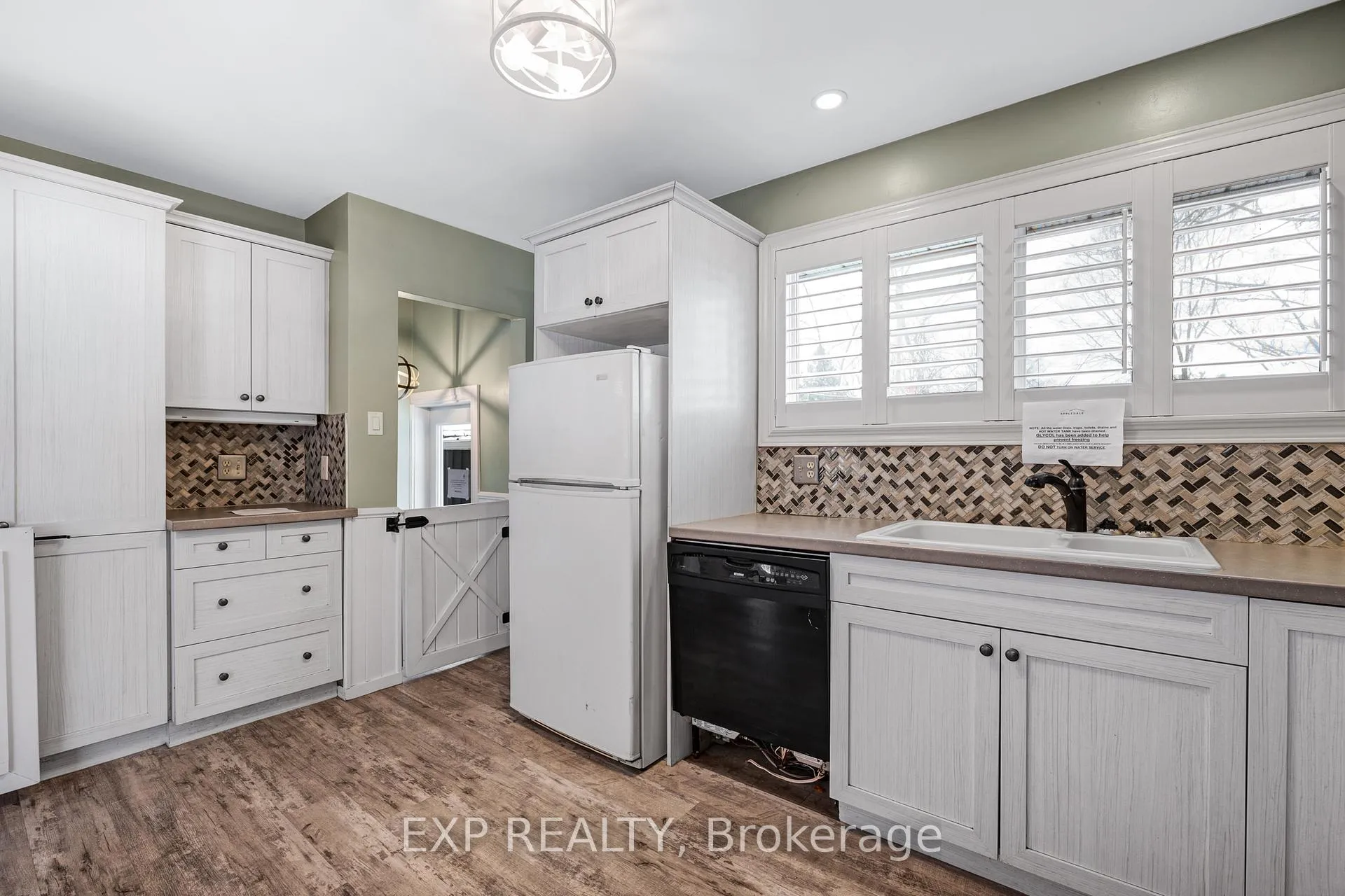 Photo 14 of 115 Duckworth Street, Barrie, Codrington — HOMEH