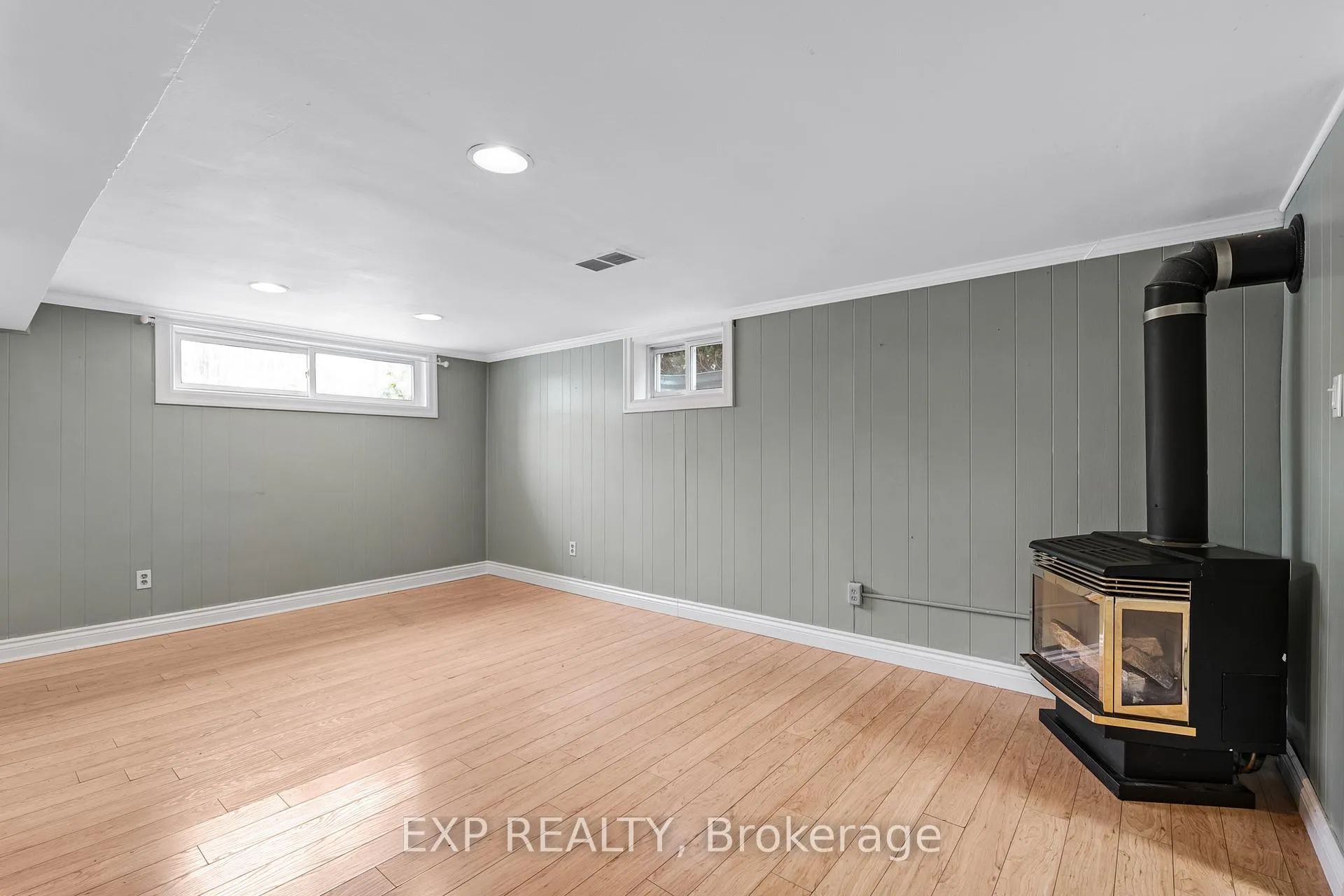 Photo 25 of 115 Duckworth Street, Barrie, Codrington — HOMEH