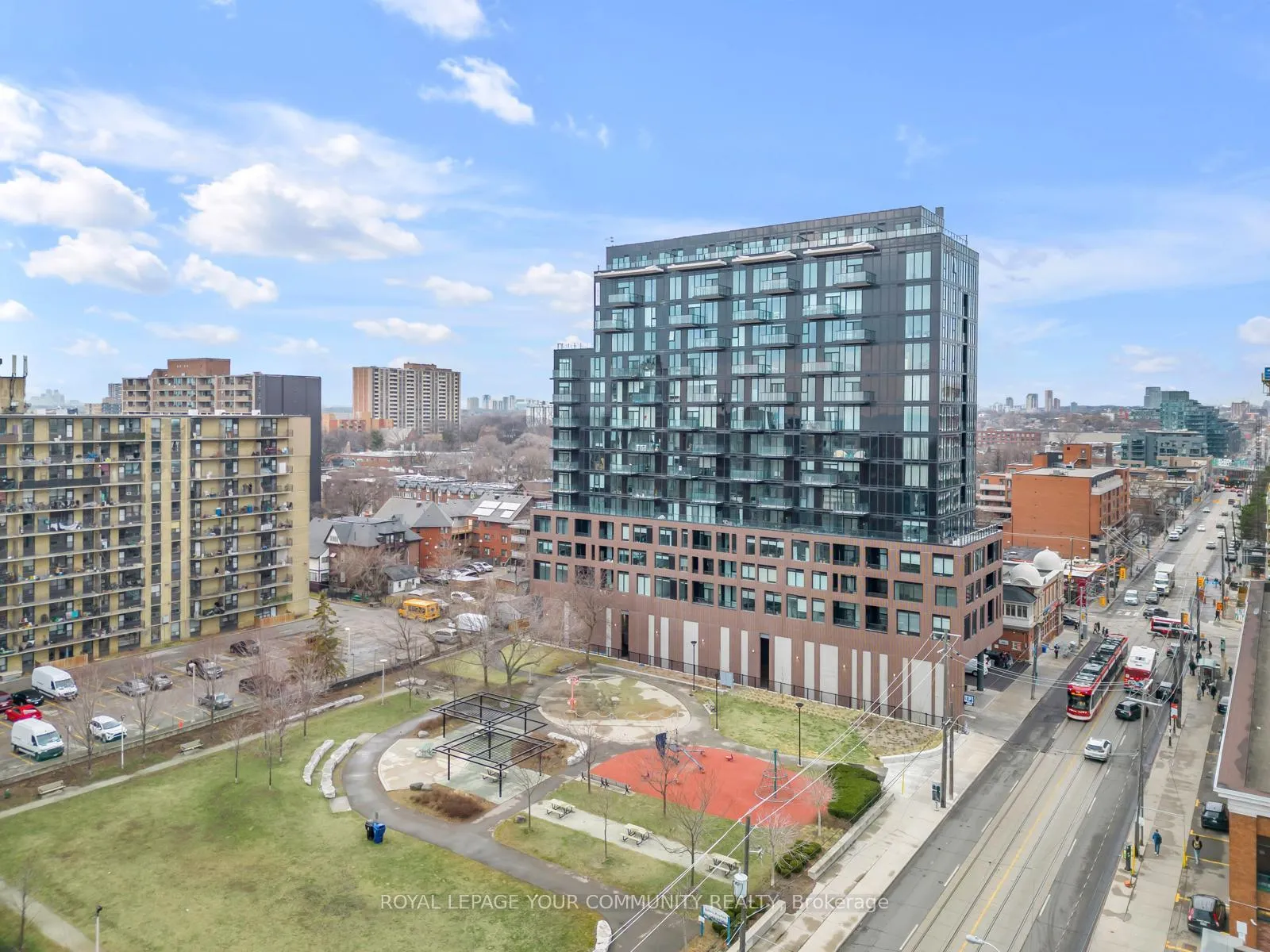 Photo 2 of Unit 1106, 270 Dufferin Street, Toronto, South Parkdale — HOMEH