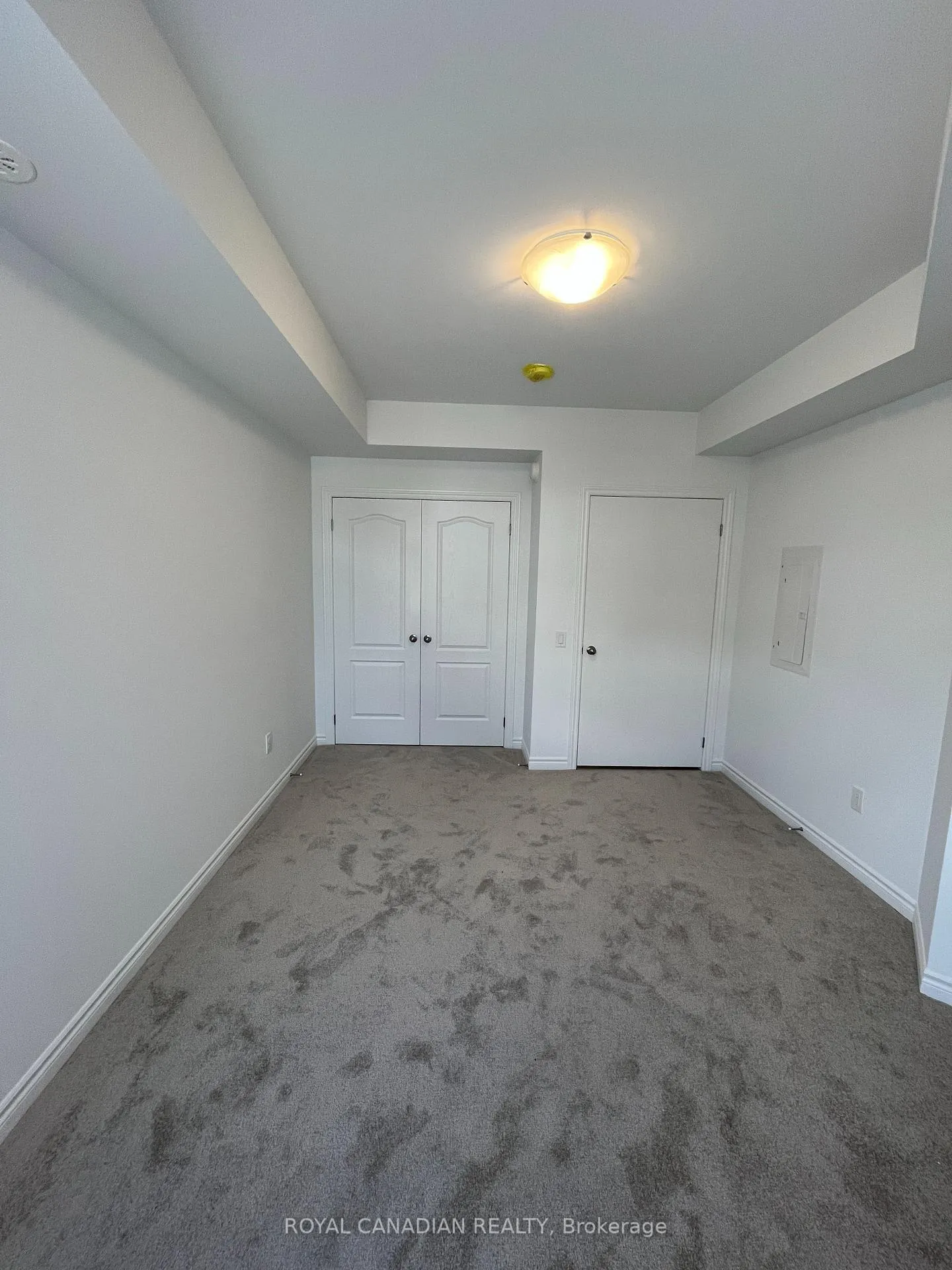 Photo 17 of Unit 202A, 439 Dougall Avenue, Caledon, Rural Caledon — HOMEH