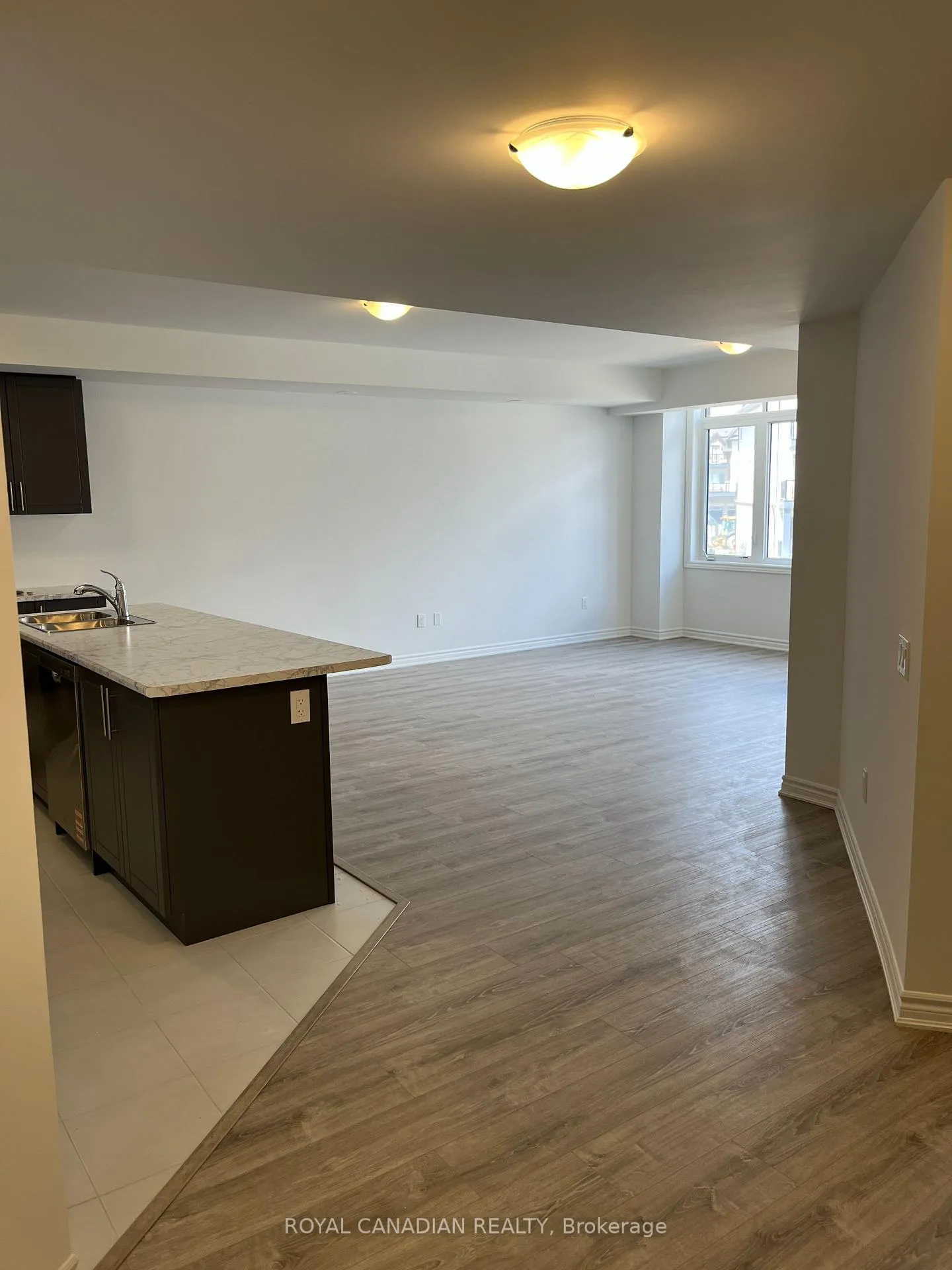 Photo 30 of Unit 202A, 439 Dougall Avenue, Caledon, Rural Caledon — HOMEH