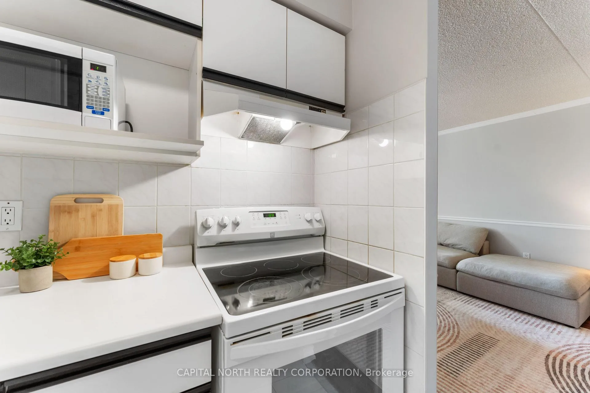Photo 11 of Unit 402, 1540 Pickering Parkway, Pickering, Town Centre — HOMEH