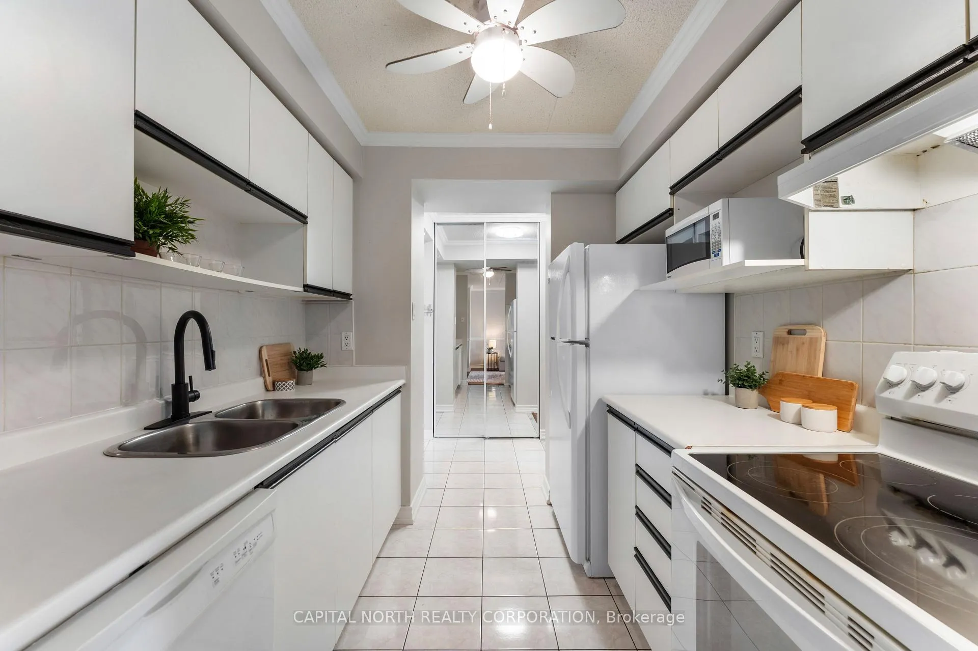 Photo 13 of Unit 402, 1540 Pickering Parkway, Pickering, Town Centre — HOMEH