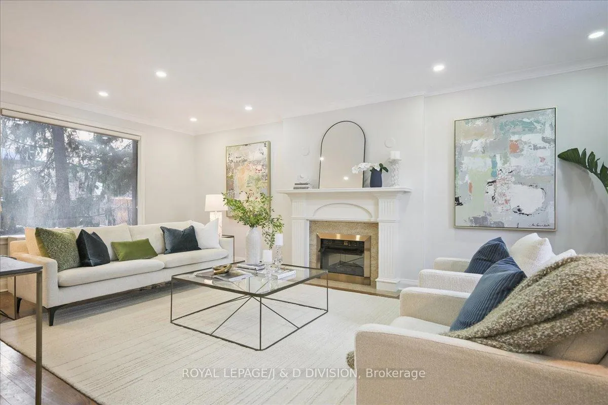 Photo 6 of 65 Chatsworth Drive, Toronto, Lawrence Park South — HOMEH