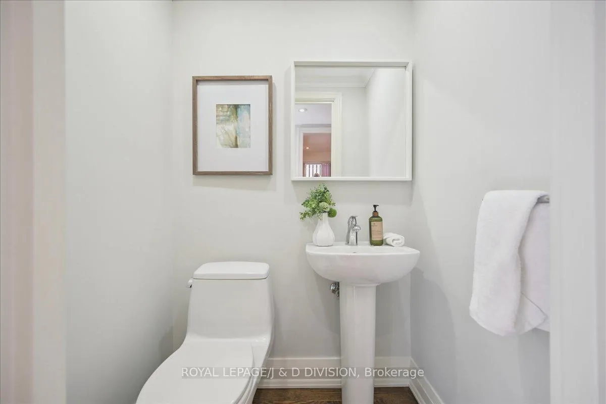 Photo 20 of 65 Chatsworth Drive, Toronto, Lawrence Park South — HOMEH