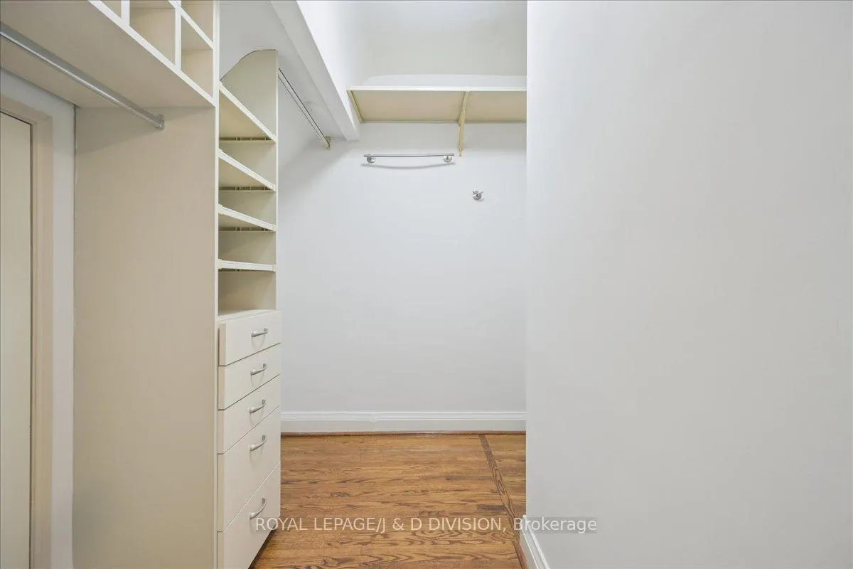 Photo 24 of 65 Chatsworth Drive, Toronto, Lawrence Park South — HOMEH