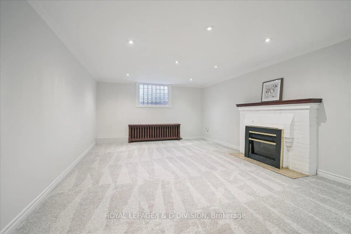 Photo 28 of 65 Chatsworth Drive, Toronto, Lawrence Park South — HOMEH