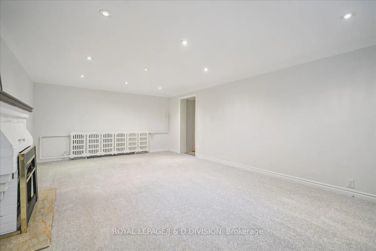 Photo 29 of 65 Chatsworth Drive, Toronto, Lawrence Park South — HOMEH