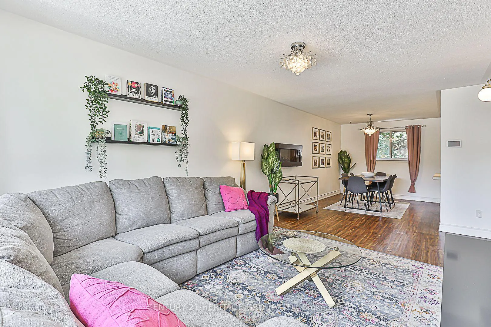 Photo 7 of 12 Stately Way, Markham, Royal Orchard — HOMEH