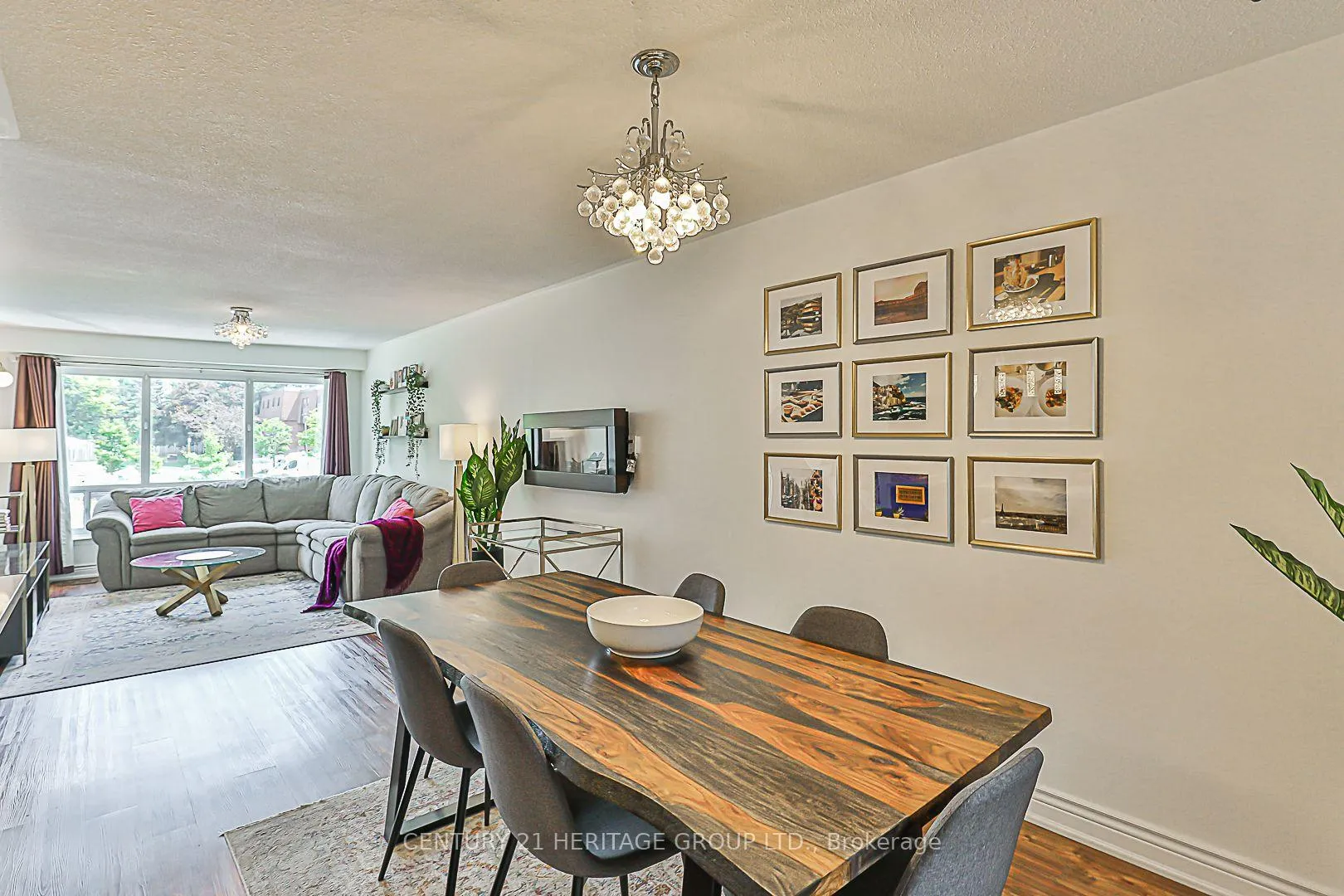 Photo 9 of 12 Stately Way, Markham, Royal Orchard — HOMEH