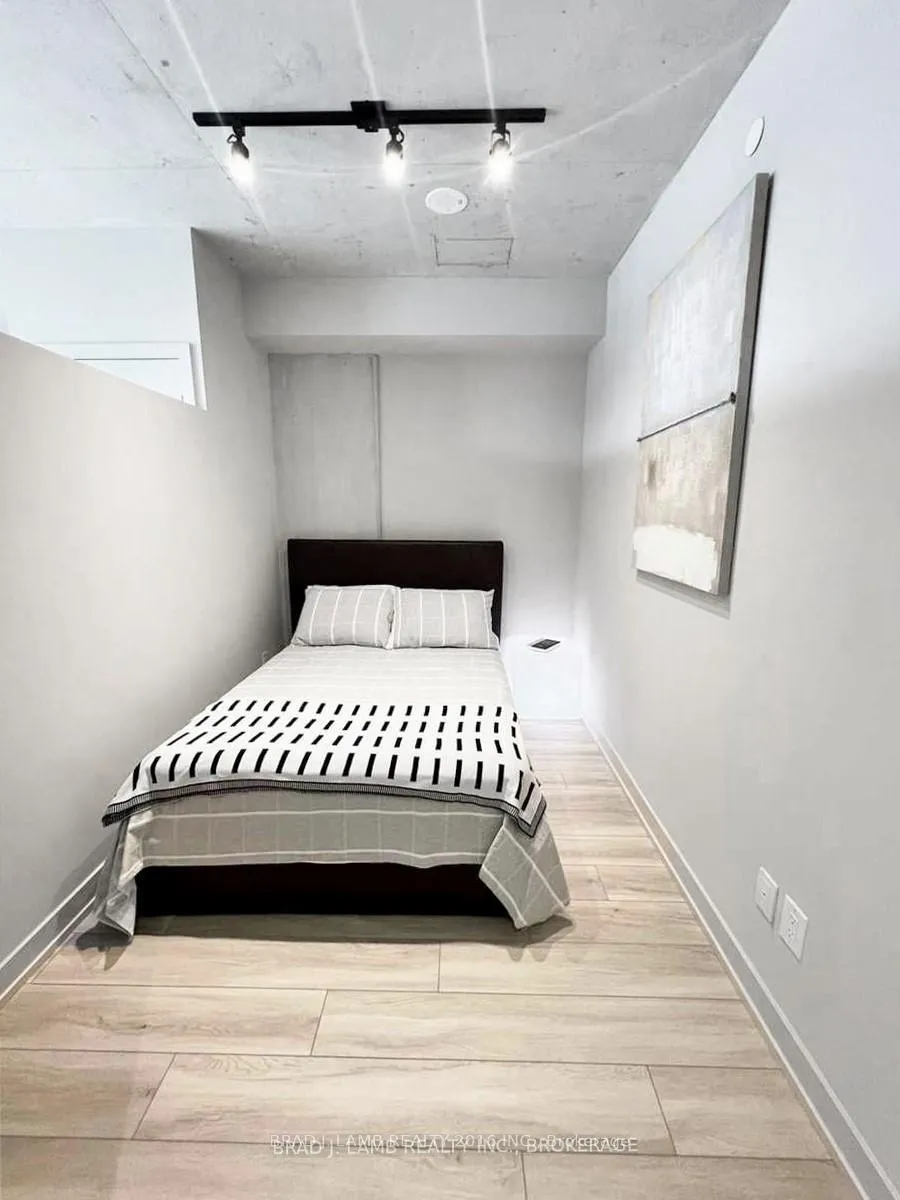 Photo 6 of Unit 909, 458 Richmond Street W, Toronto, Waterfront Communities — HOMEH