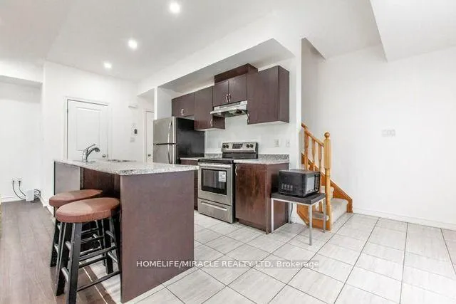 Photo 6 of Unit 213, 2639 Garrison Crossings Crescent E, Pickering, Duffin Heights — HOMEH