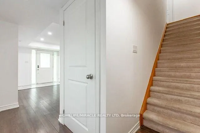 Photo 7 of Unit 213, 2639 Garrison Crossings Crescent E, Pickering, Duffin Heights — HOMEH