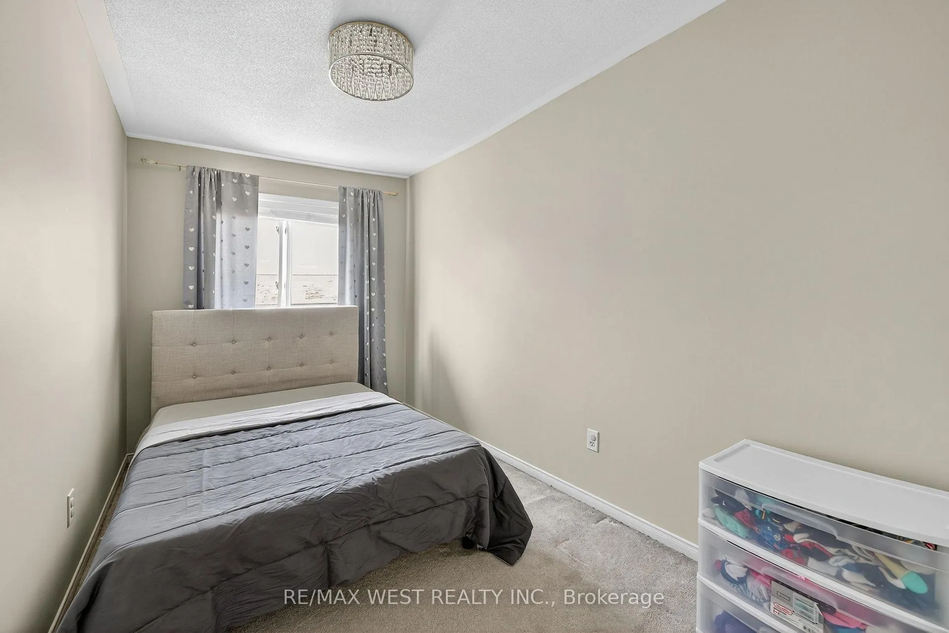 Photo 15 of 48 Mcgonigal Lane, Ajax, Central — HOMEH