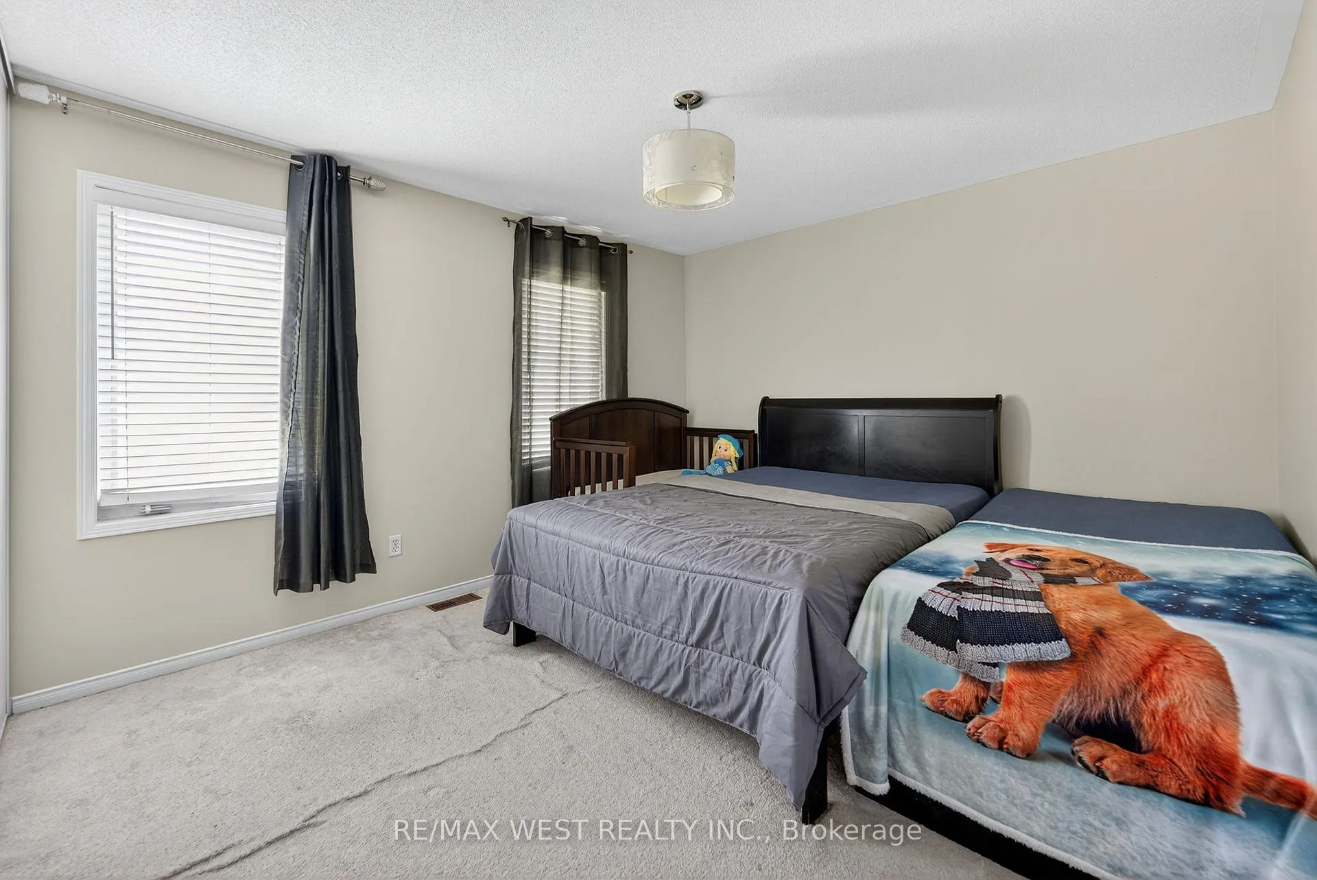 Photo 18 of 48 Mcgonigal Lane, Ajax, Central — HOMEH
