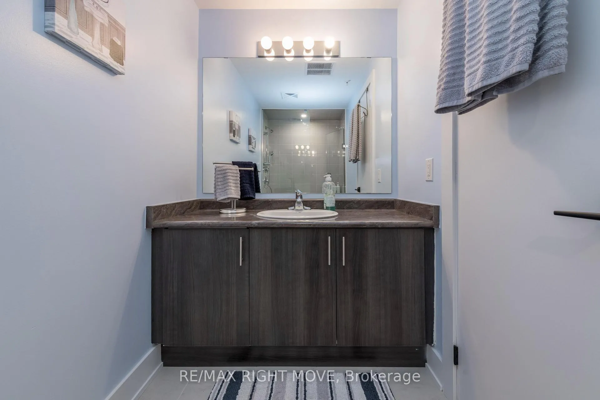 Photo 15 of Unit 410, 5 Chef Lane, Barrie, Rural Barrie Southeast — HOMEH