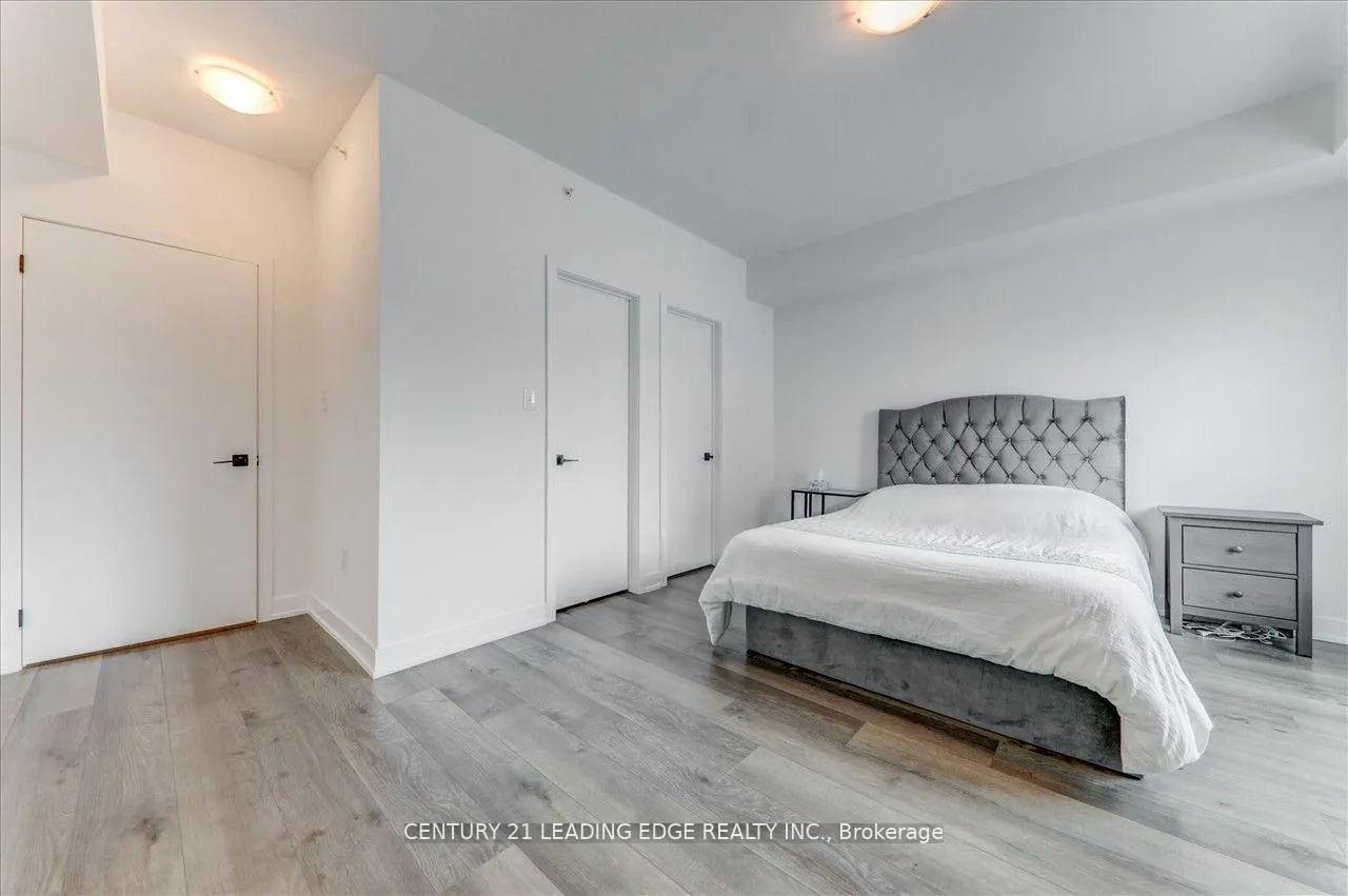 Photo 17 of Unit 211, 1 Chef Lane, Barrie, Rural Barrie Southeast — HOMEH