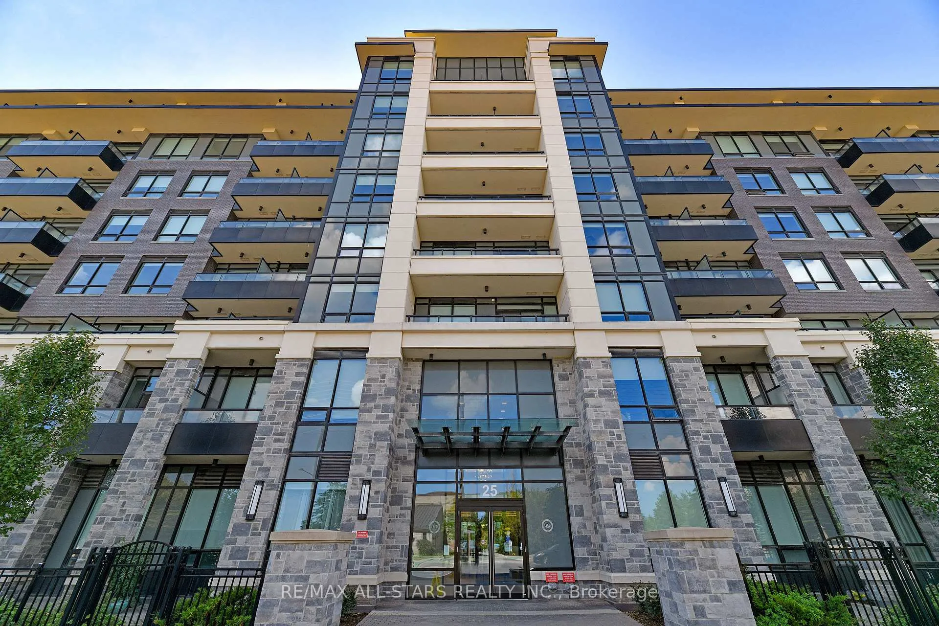Photo 1 of Unit Rg19, 25 Water Walk Drive, Markham, Unionville — HOMEH