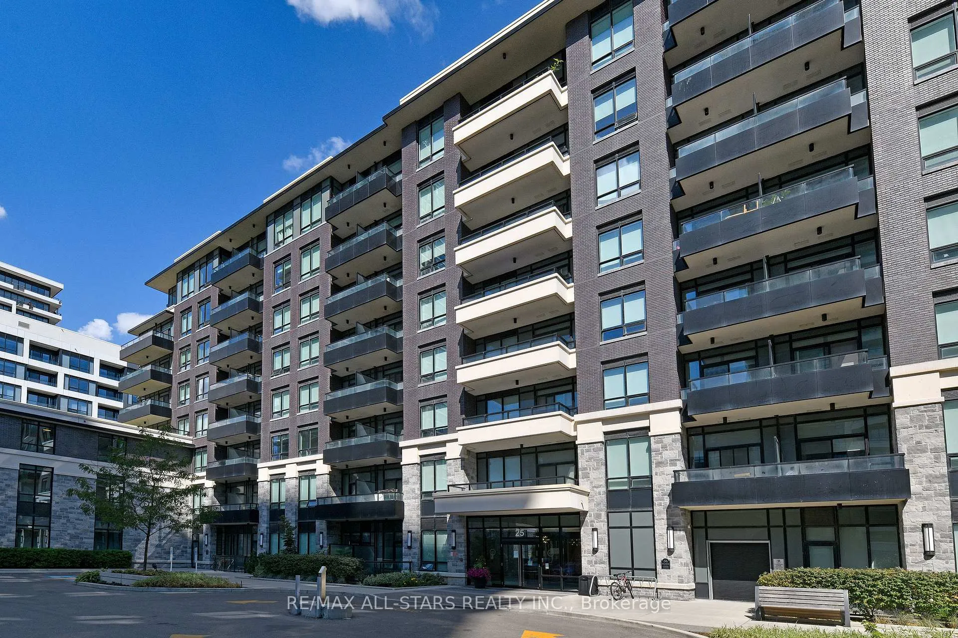 Photo 2 of Unit Rg19, 25 Water Walk Drive, Markham, Unionville — HOMEH