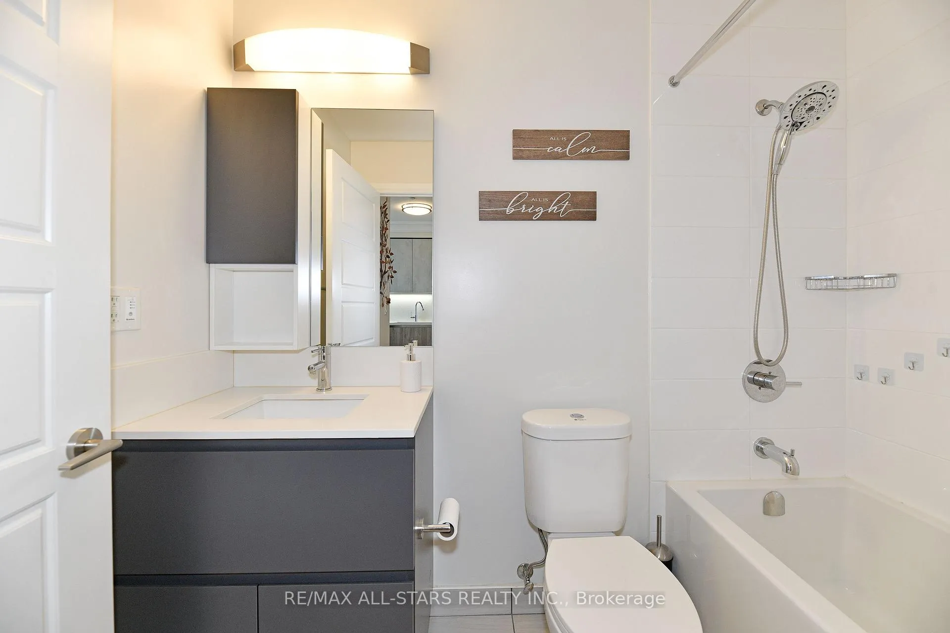 Photo 10 of Unit Rg19, 25 Water Walk Drive, Markham, Unionville — HOMEH