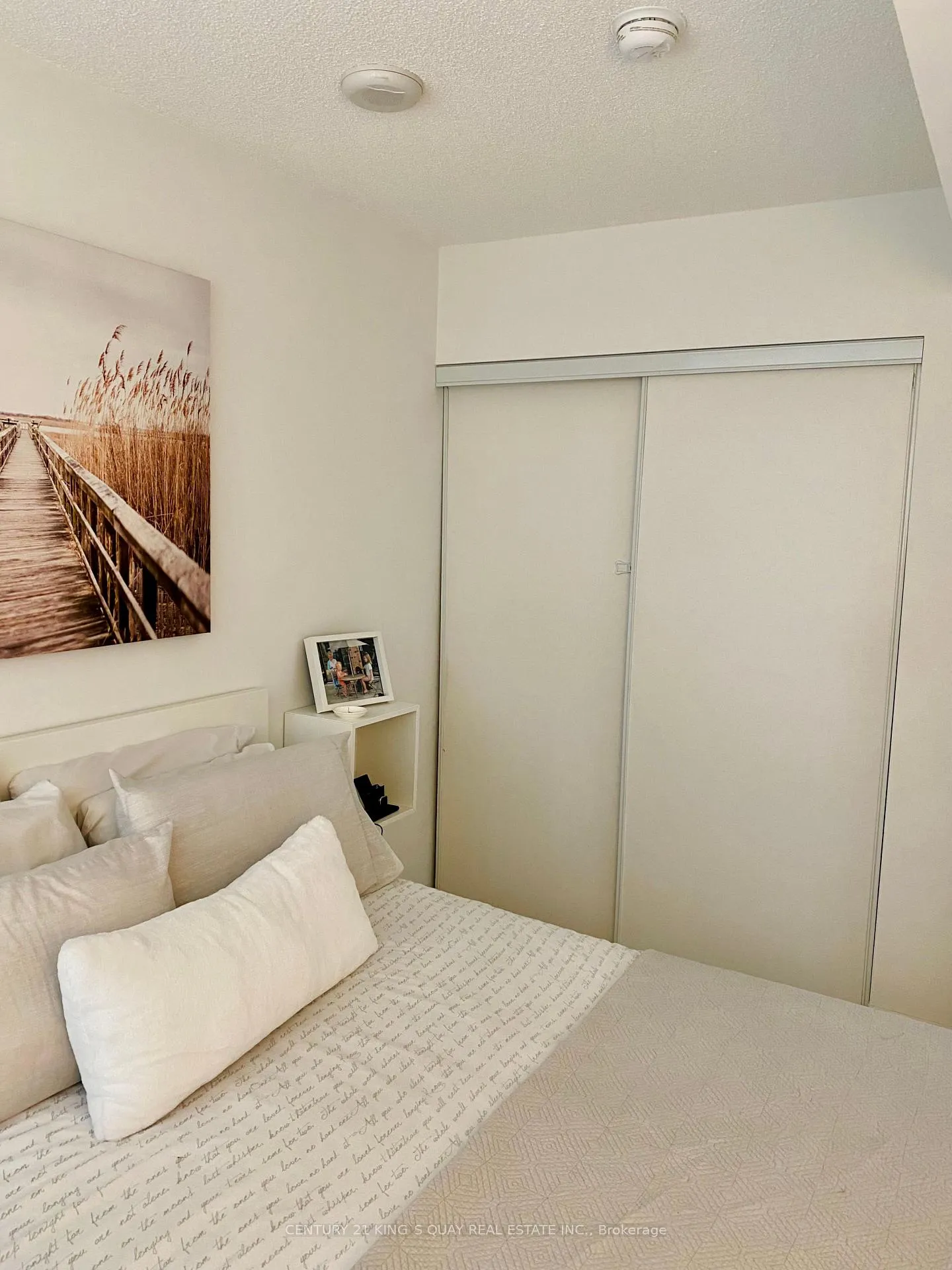 Photo 8 of Unit 708, 80 Queens Wharf Road, Toronto, Waterfront Communities — HOMEH