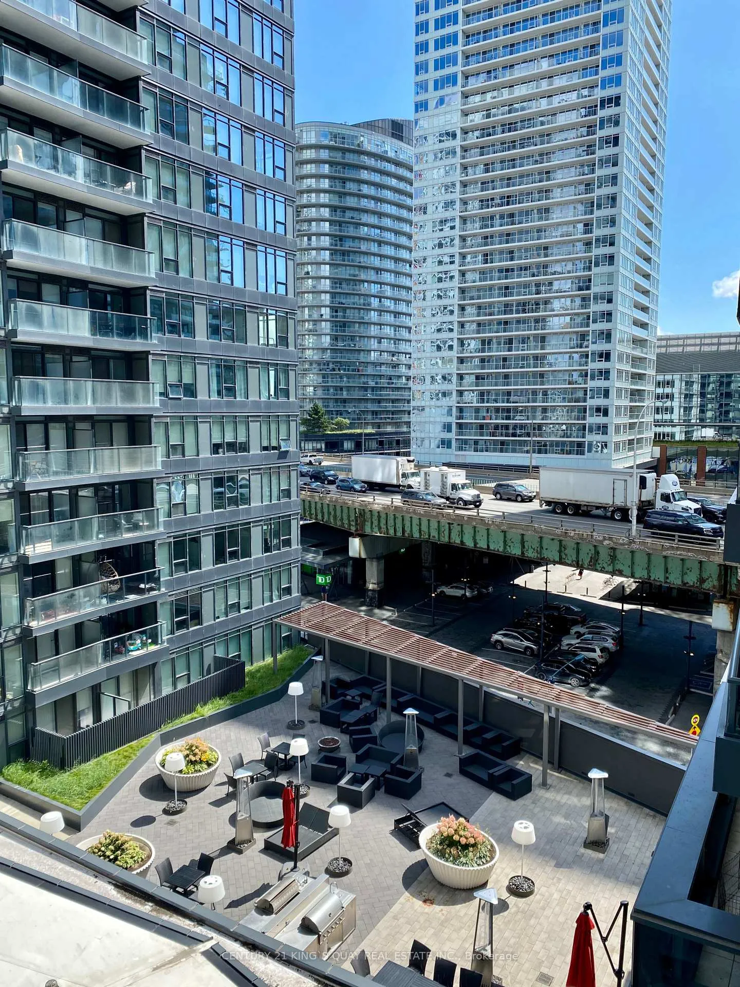 Photo 18 of Unit 708, 80 Queens Wharf Road, Toronto, Waterfront Communities — HOMEH