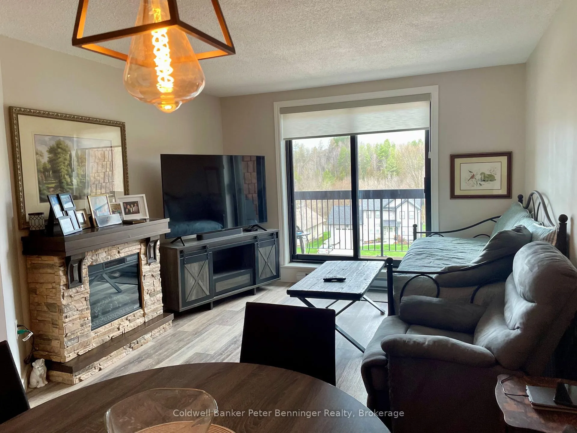 Photo 9 of Unit 405, 5 Valleyside Drive, Brockton — HOMEH