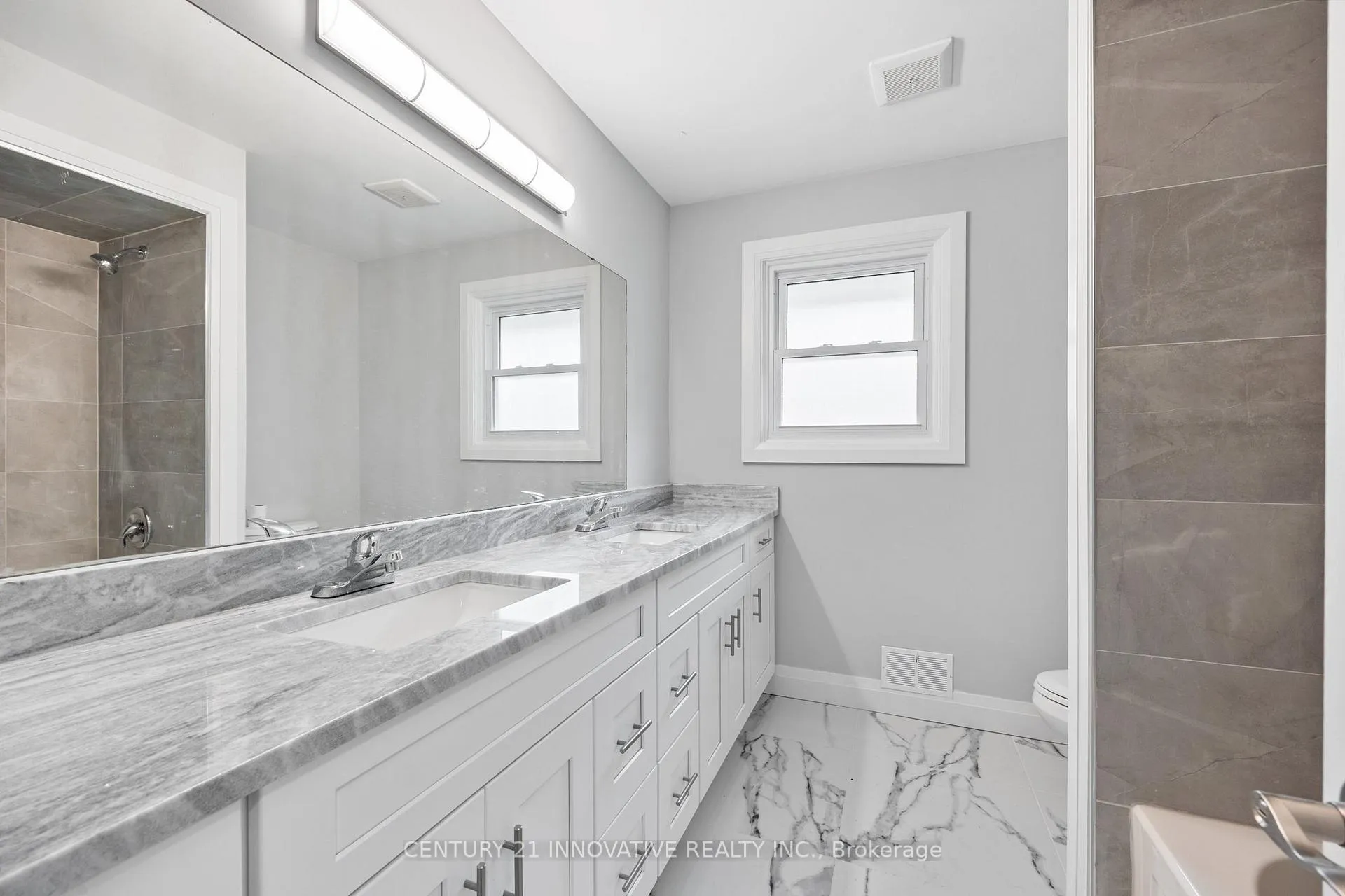 Photo 16 of 890 Wallace Avenue, Windsor — HOMEH