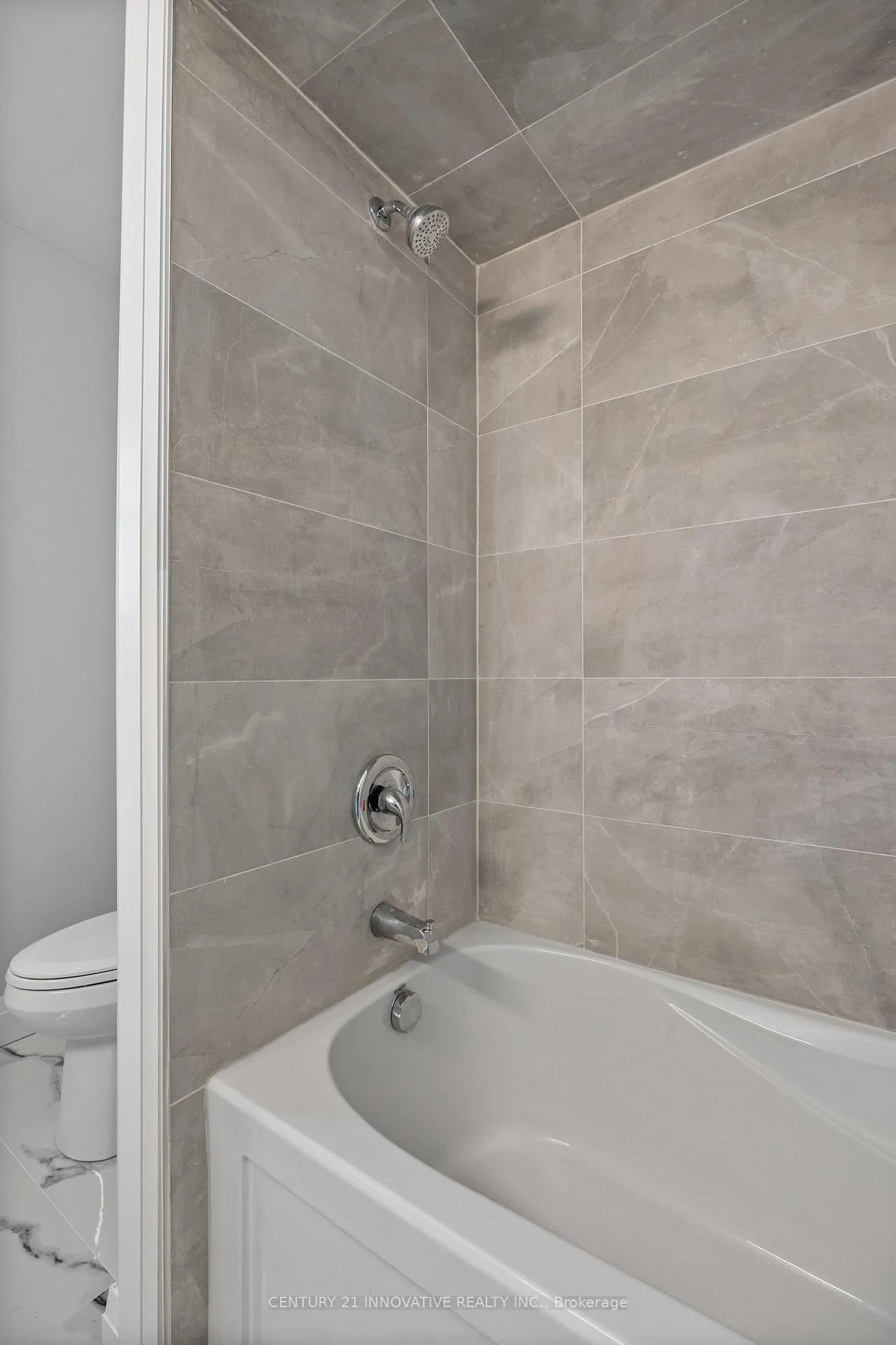 Photo 17 of 890 Wallace Avenue, Windsor — HOMEH