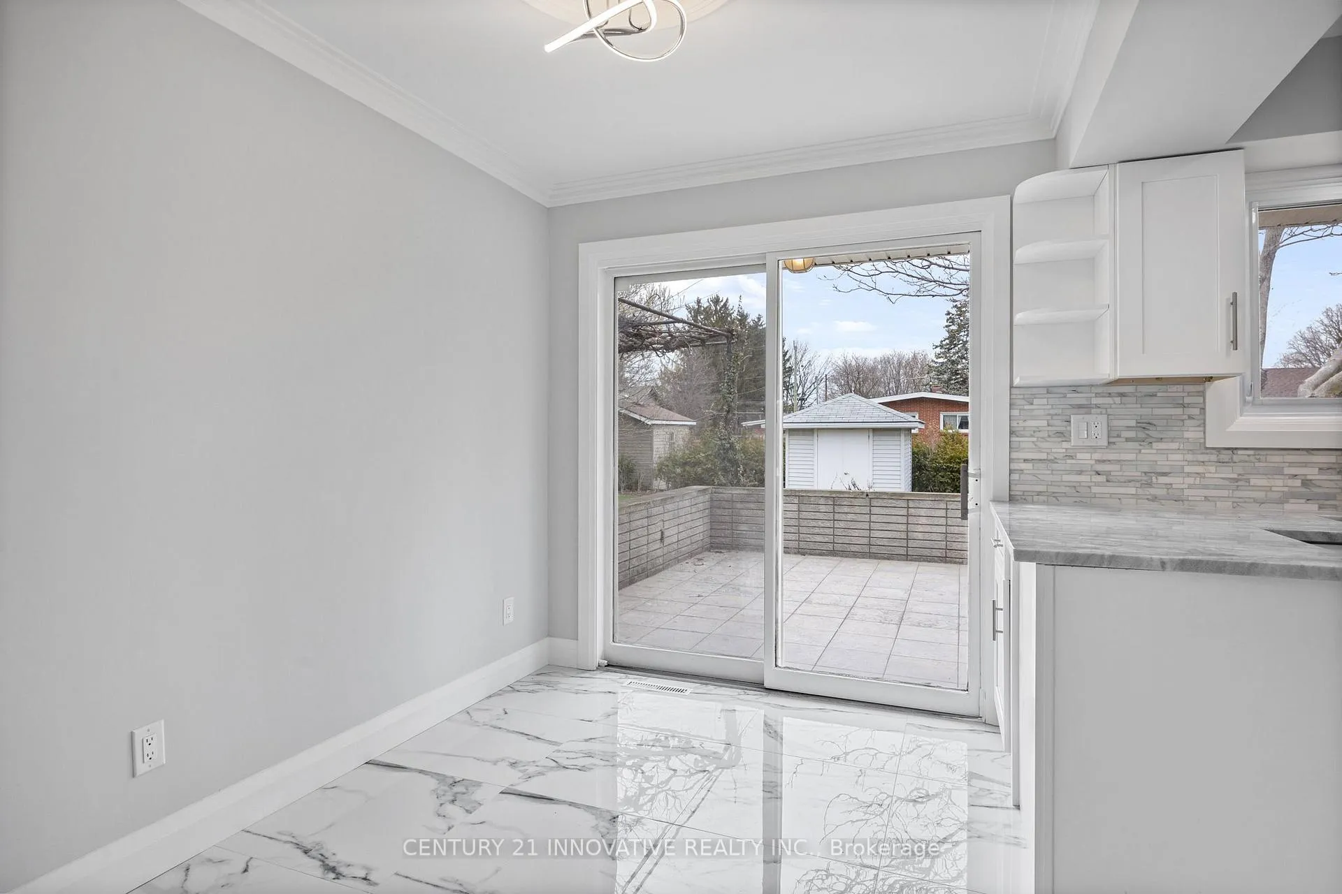 Photo 20 of 890 Wallace Avenue, Windsor — HOMEH
