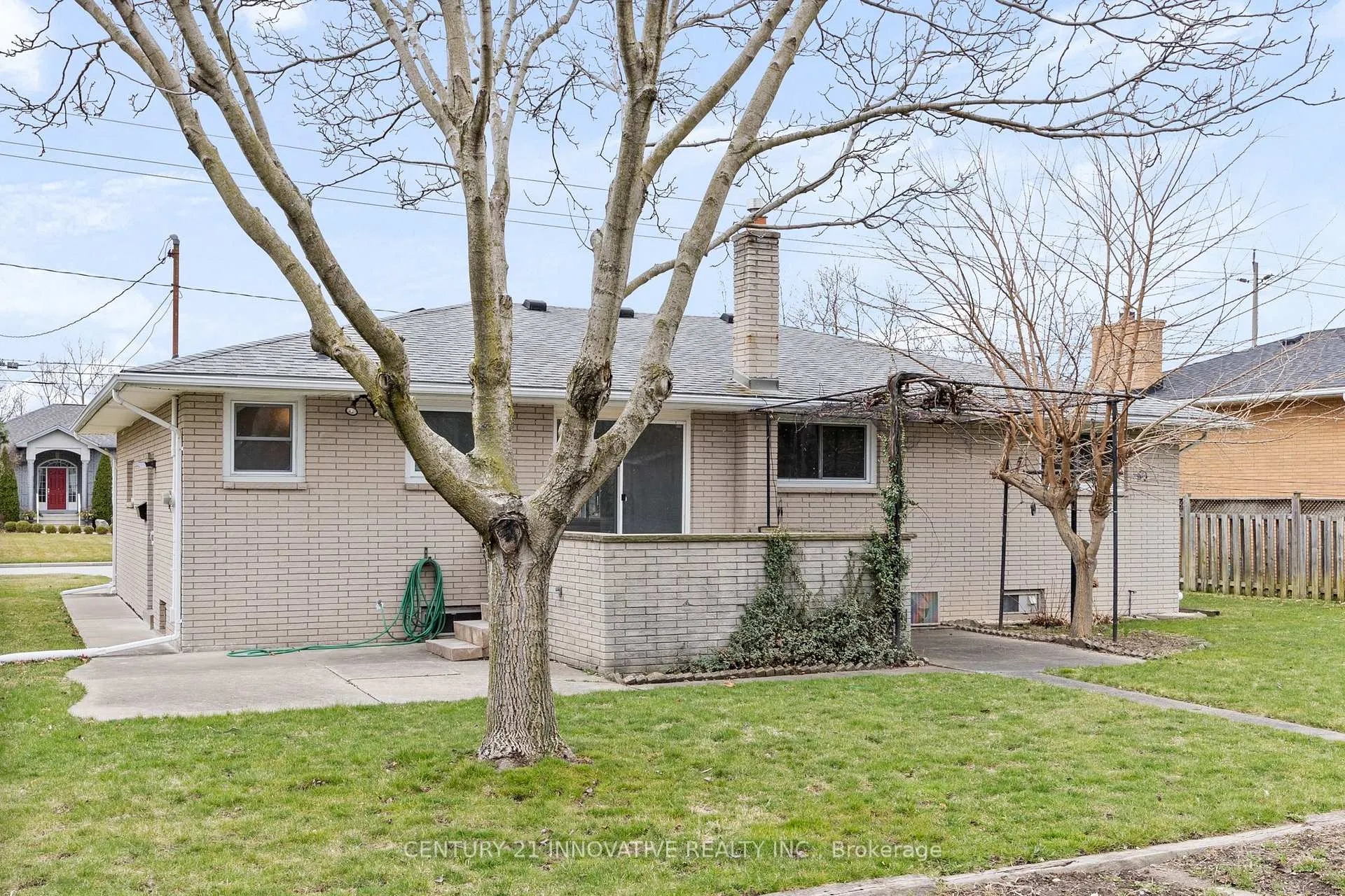 Photo 27 of 890 Wallace Avenue, Windsor — HOMEH