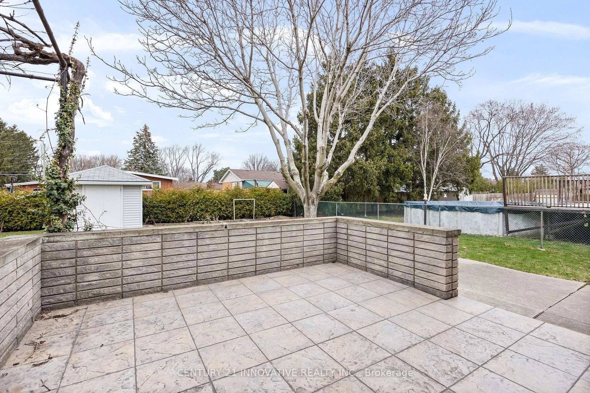 Photo 29 of 890 Wallace Avenue, Windsor — HOMEH