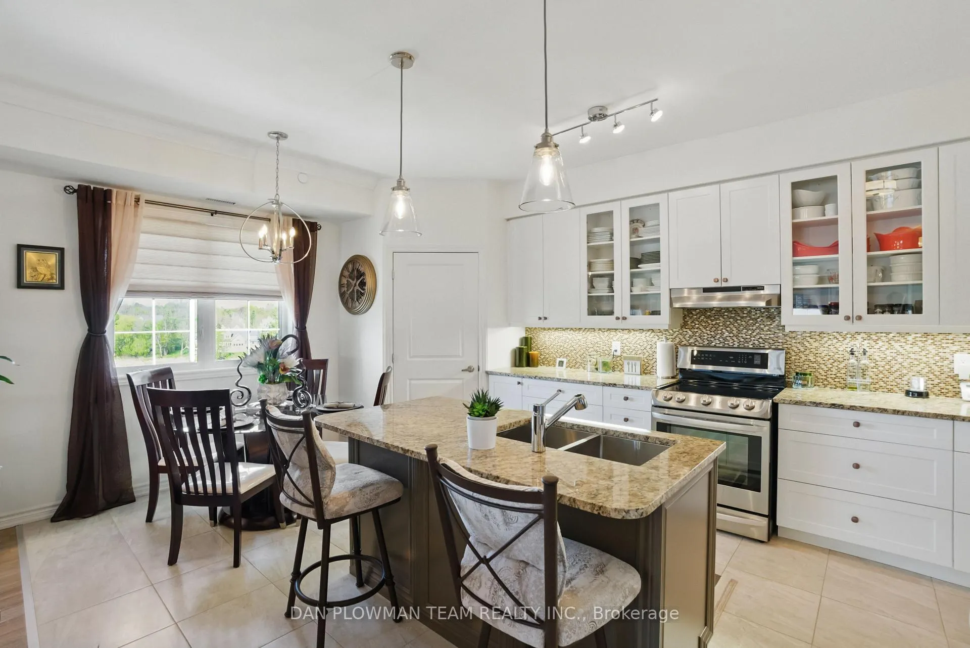 Photo 11 of Unit 405, 70 Shipway Avenue, Clarington, Newcastle — HOMEH