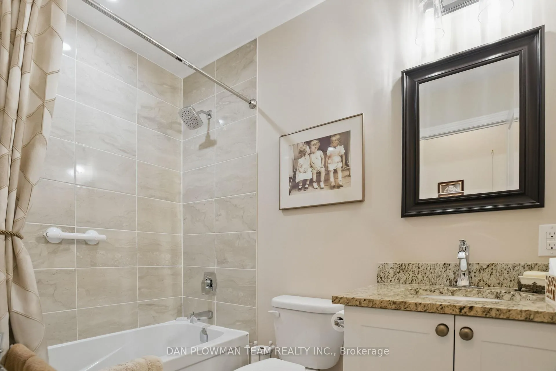Photo 27 of Unit 405, 70 Shipway Avenue, Clarington, Newcastle — HOMEH