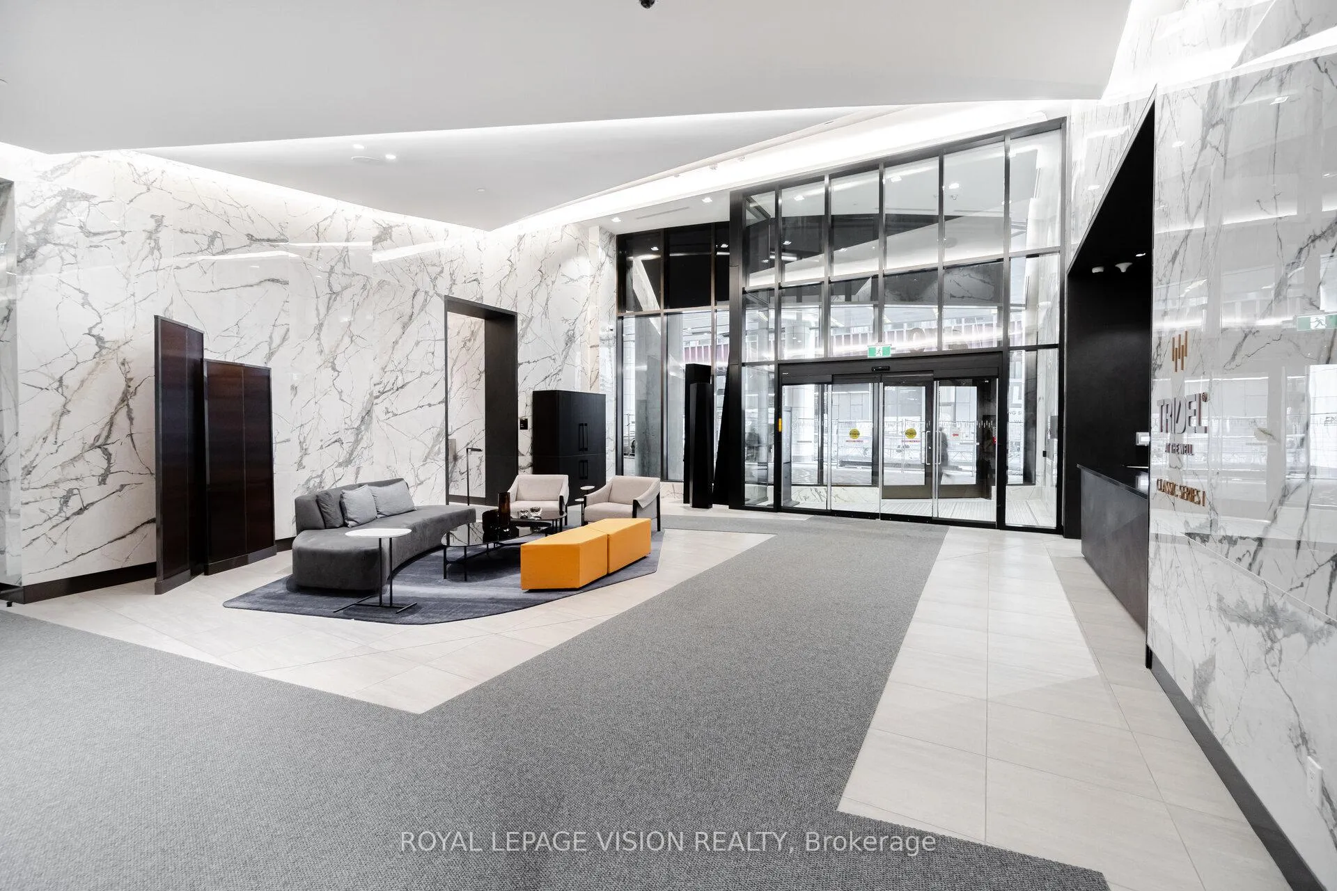 Photo 4 of Unit 1705, 470 Front Street W, Toronto, Waterfront Communities — HOMEH