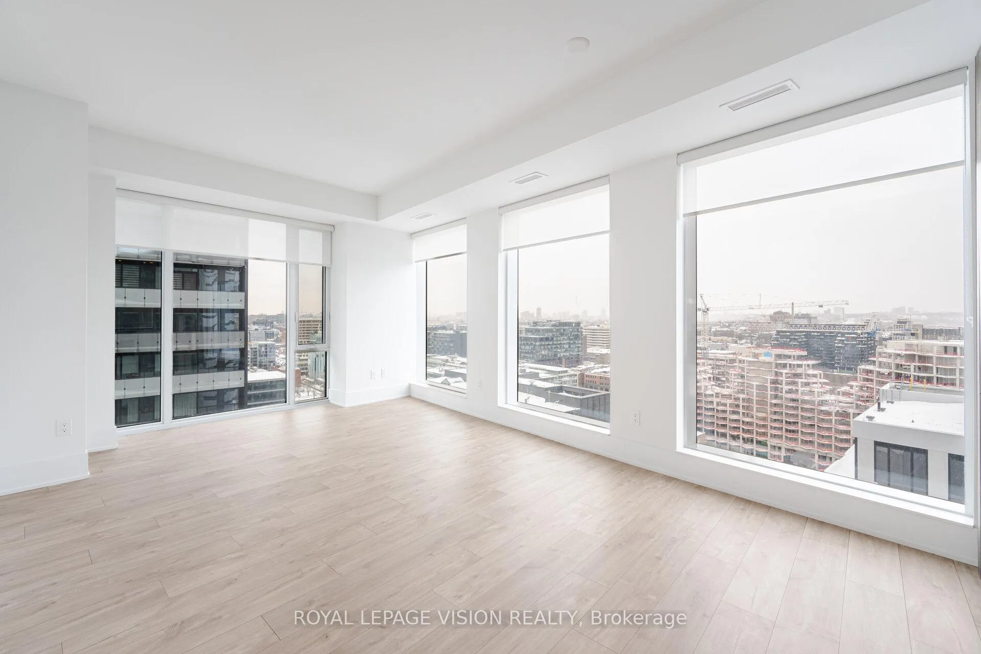 Photo 7 of Unit 1705, 470 Front Street W, Toronto, Waterfront Communities — HOMEH