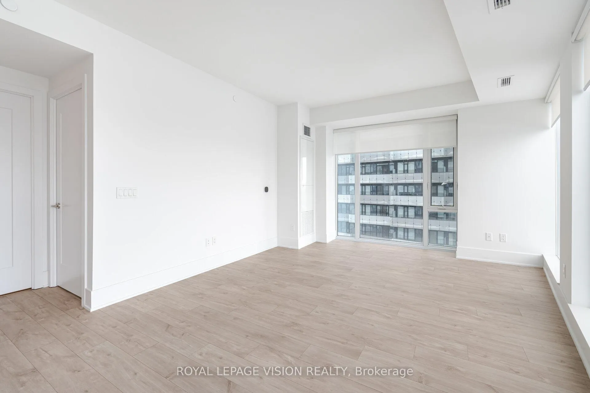Photo 12 of Unit 1705, 470 Front Street W, Toronto, Waterfront Communities — HOMEH