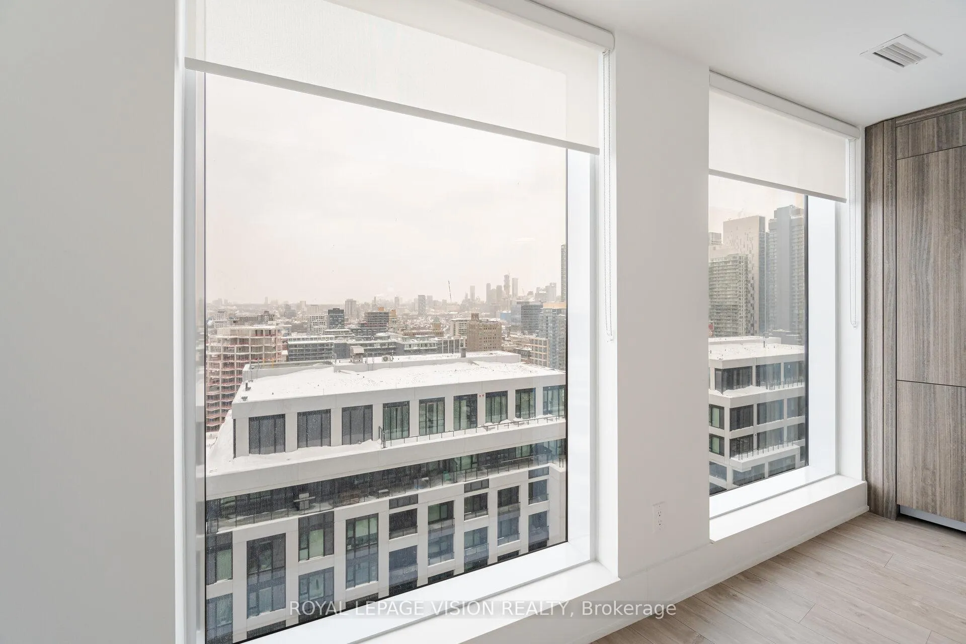 Photo 15 of Unit 1705, 470 Front Street W, Toronto, Waterfront Communities — HOMEH