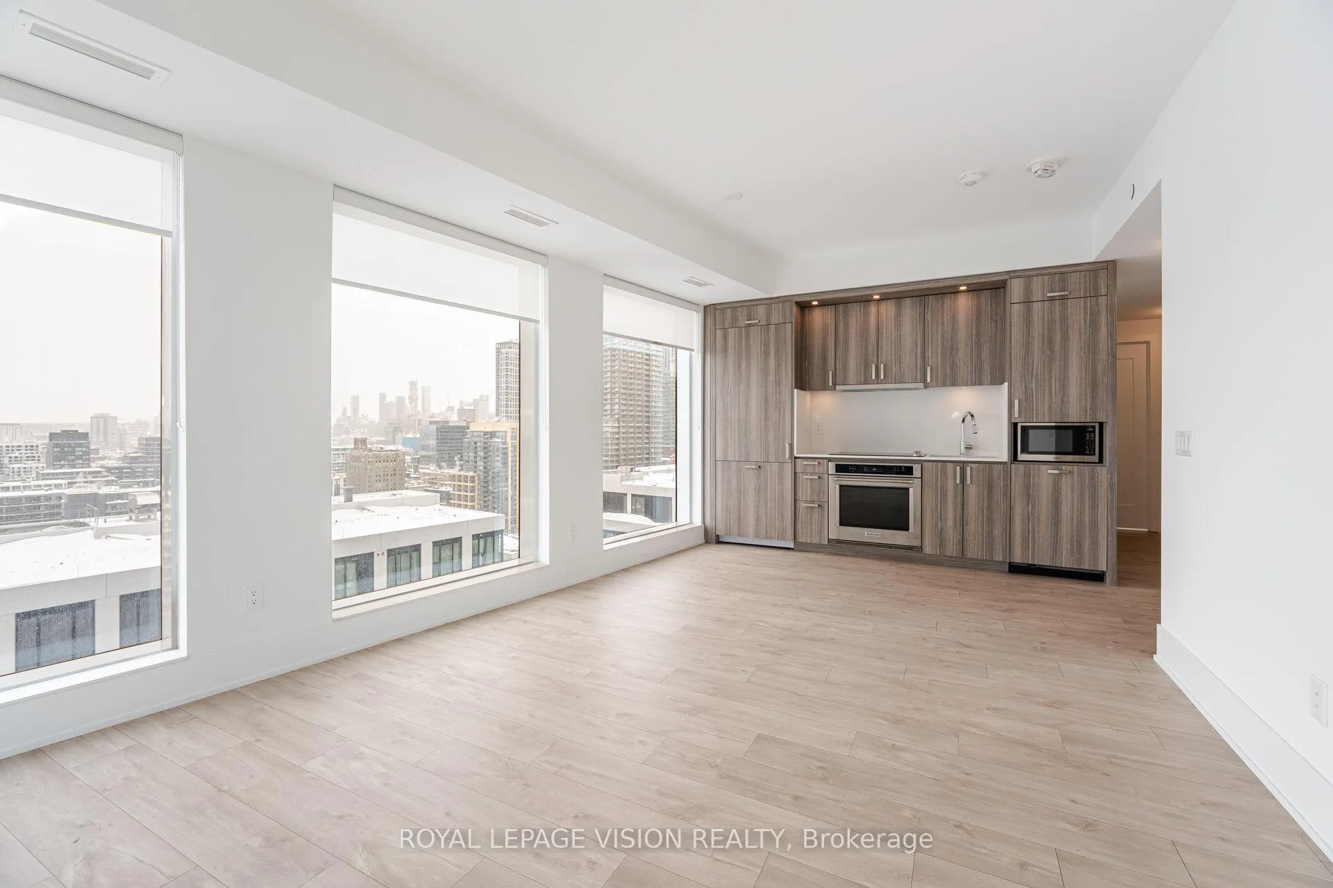 Photo 18 of Unit 1705, 470 Front Street W, Toronto, Waterfront Communities — HOMEH