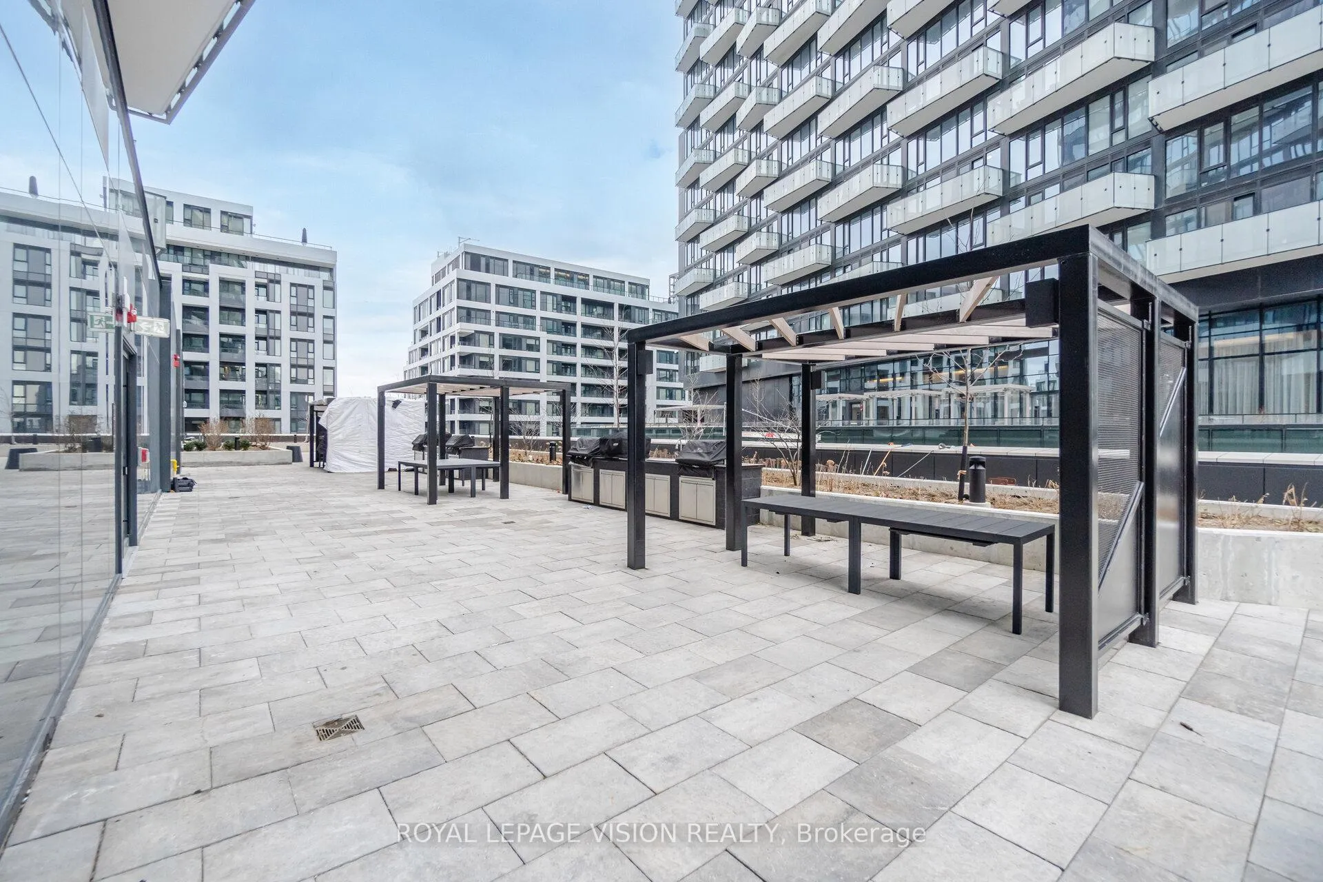 Photo 37 of Unit 1705, 470 Front Street W, Toronto, Waterfront Communities — HOMEH