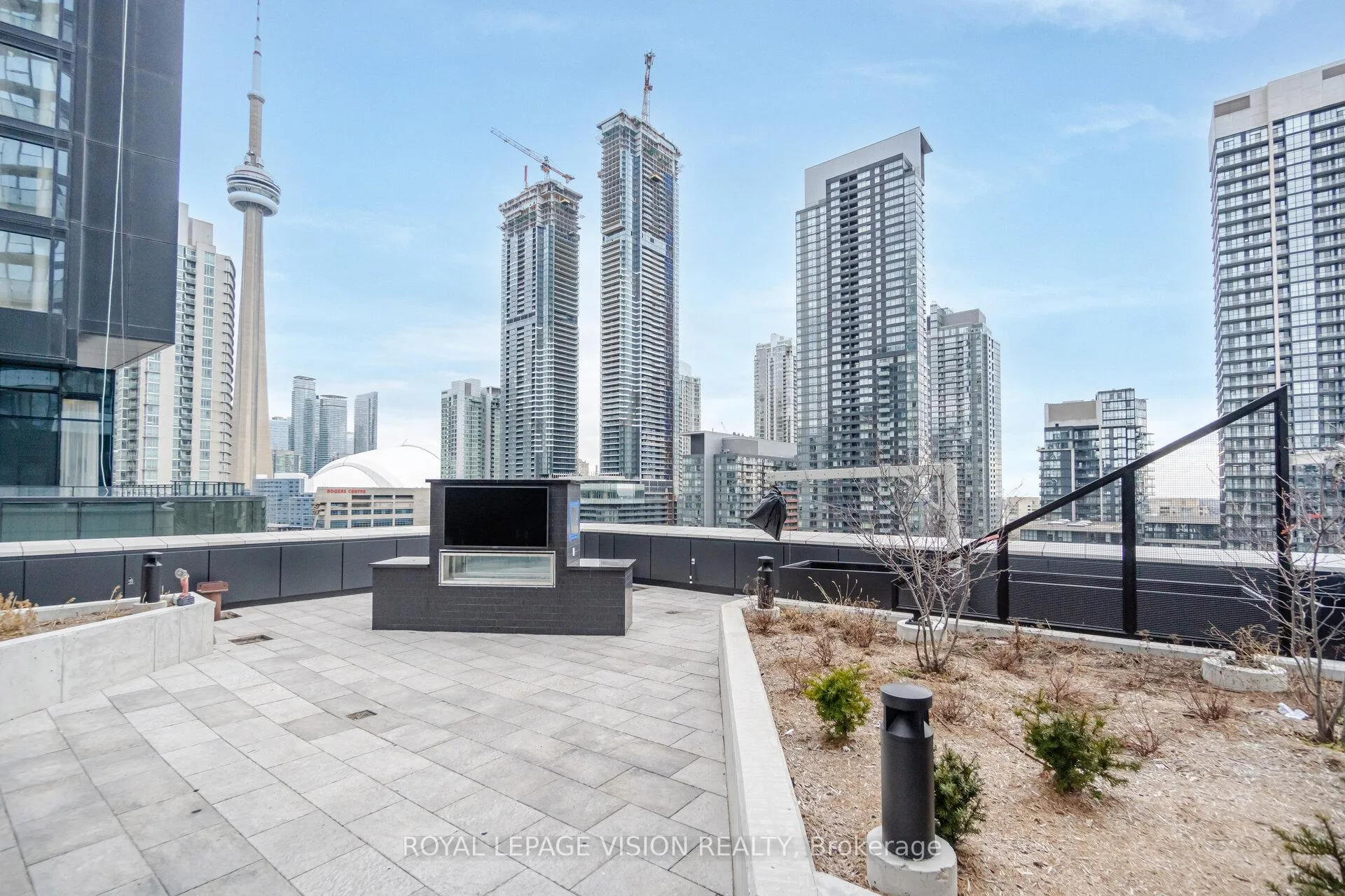 Photo 39 of Unit 1705, 470 Front Street W, Toronto, Waterfront Communities — HOMEH