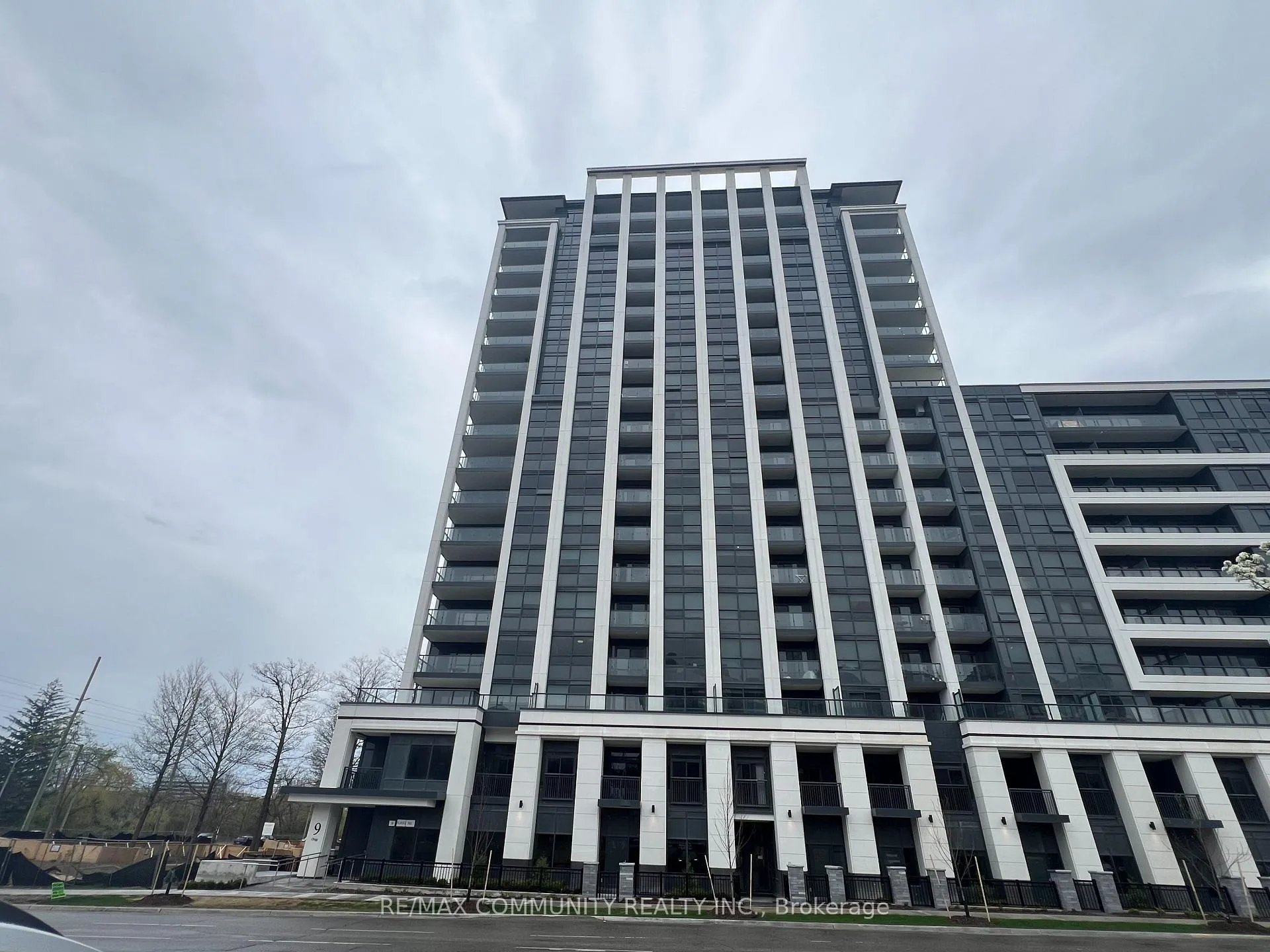 Photo 2 of Unit 105N, 9 Clegg Road, Markham, Unionville — HOMEH