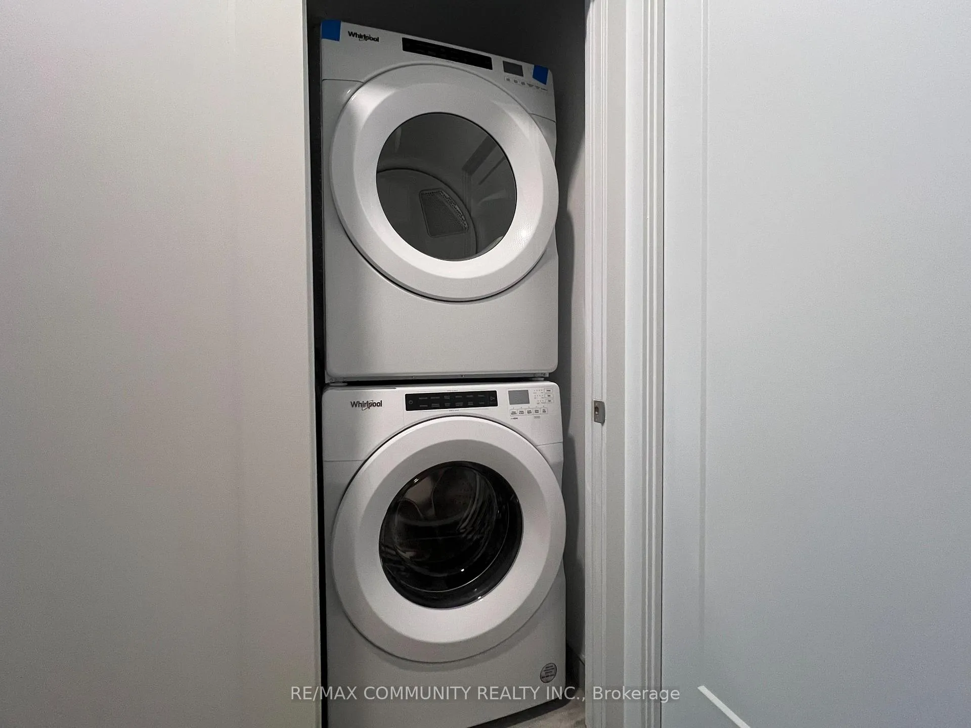 Photo 14 of Unit 105N, 9 Clegg Road, Markham, Unionville — HOMEH