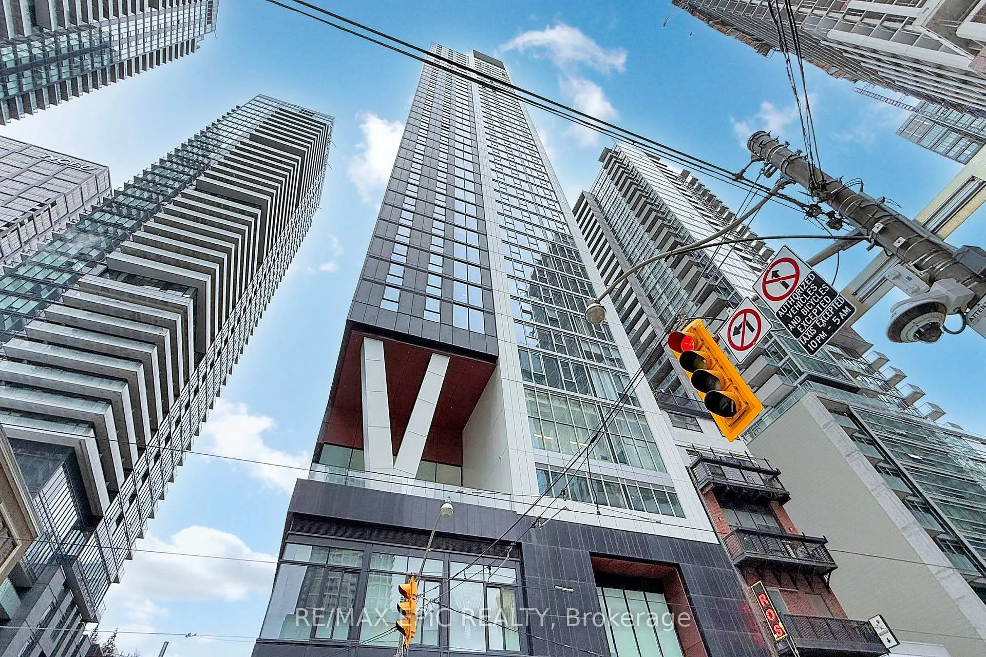 Photo 1 of Unit 2906, 357 King Street W, Toronto, Waterfront Communities — HOMEH