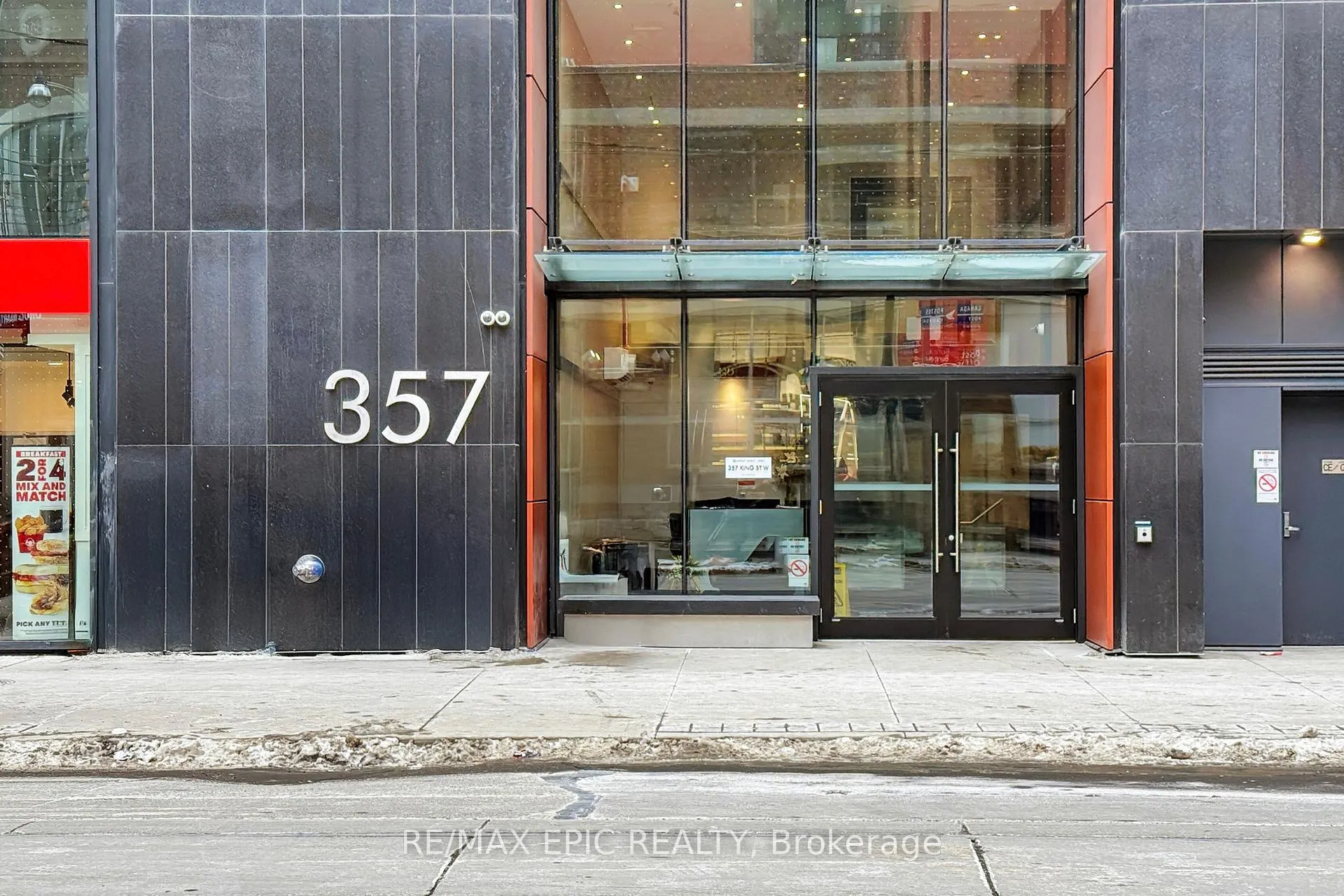 Photo 4 of Unit 2906, 357 King Street W, Toronto, Waterfront Communities — HOMEH