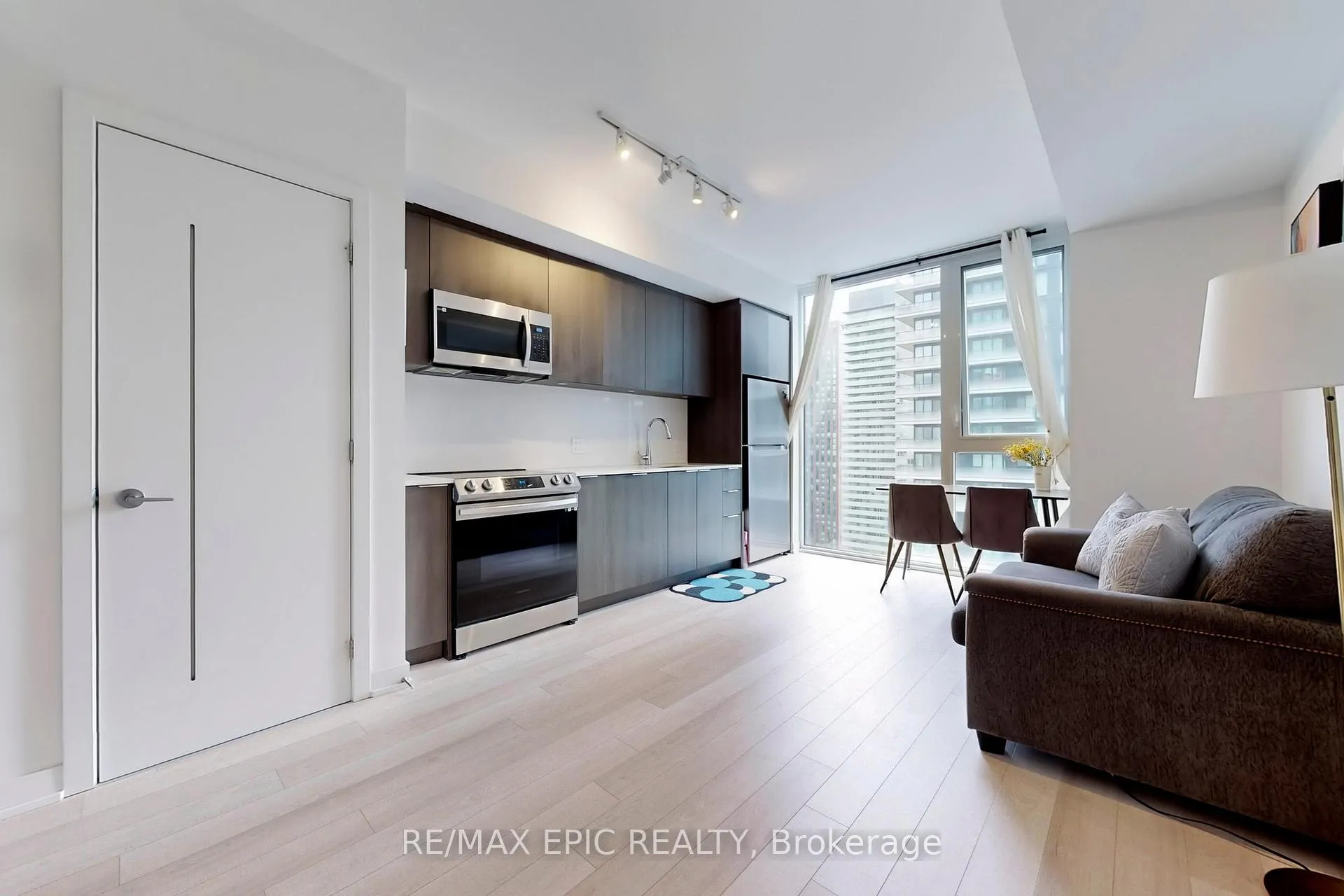 Photo 7 of Unit 2906, 357 King Street W, Toronto, Waterfront Communities — HOMEH