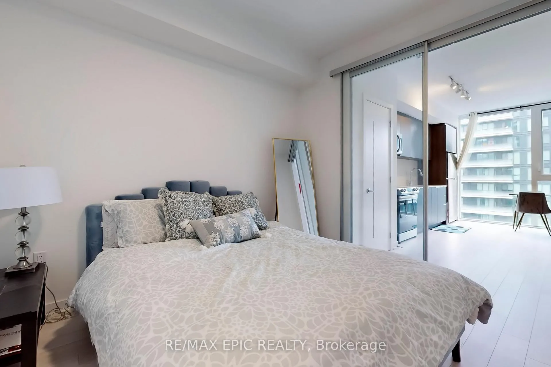 Photo 16 of Unit 2906, 357 King Street W, Toronto, Waterfront Communities — HOMEH