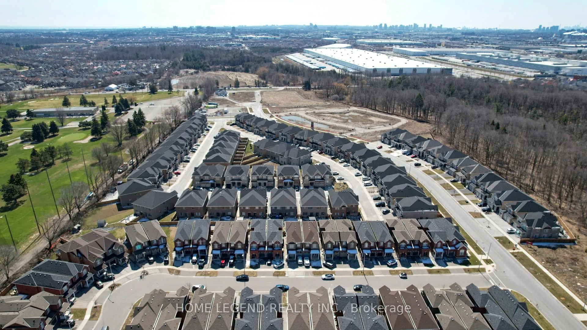 Photo 30 of 13 Titan Trail, Markham, Cedarwood — HOMEH