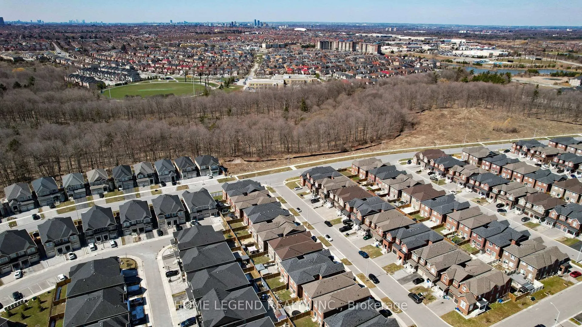 Photo 32 of 13 Titan Trail, Markham, Cedarwood — HOMEH